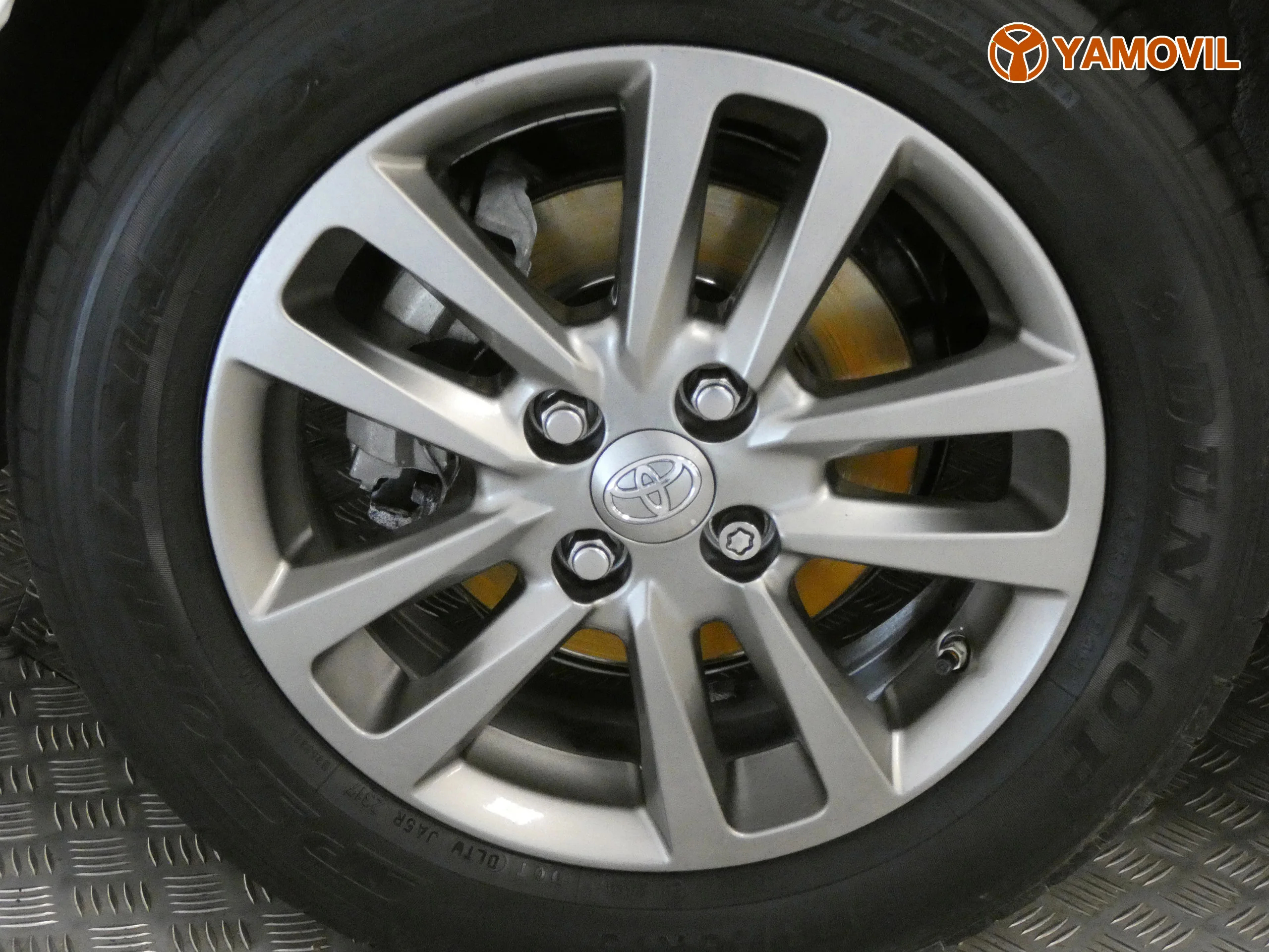 Toyota Yaris 1.3 ACTIVE - Foto 9