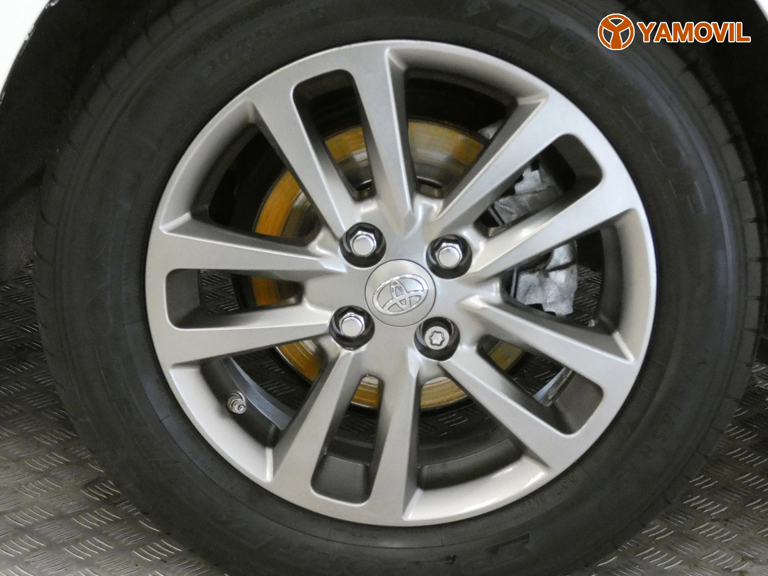 Toyota Yaris 1.3 ACTIVE - Foto 11