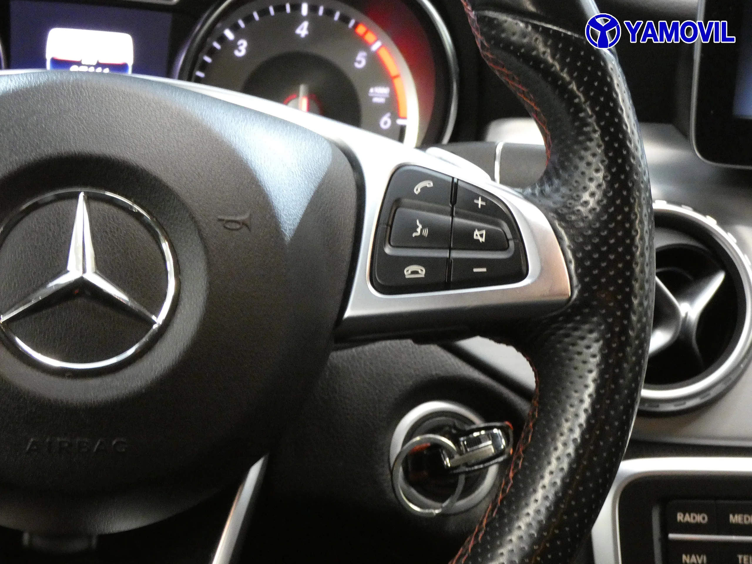 Mercedes-Benz GLA 200 GLA 200D AMG LINE  - Foto 20