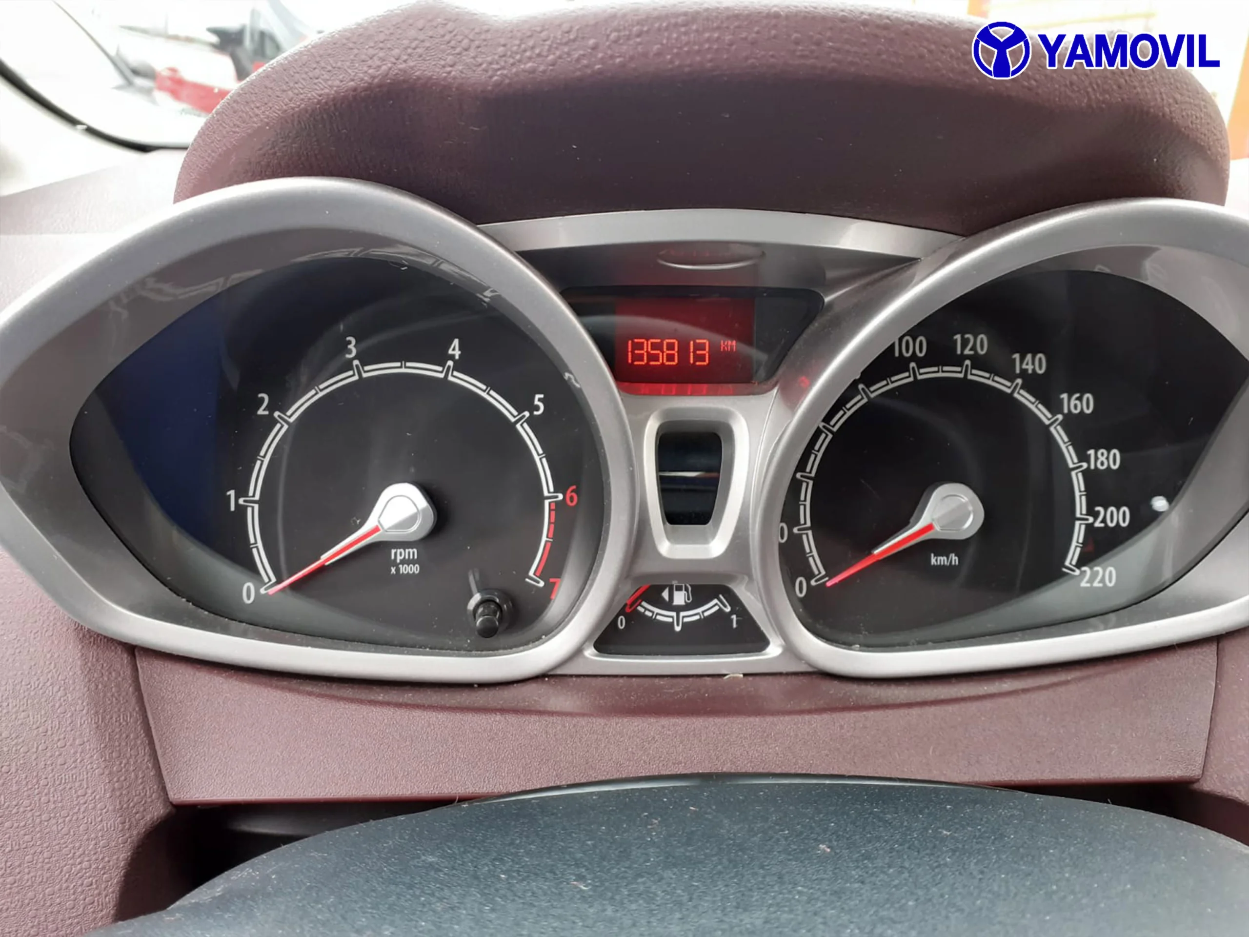 Ford Fiesta 1.4 TITANIUM 5P - Foto 4