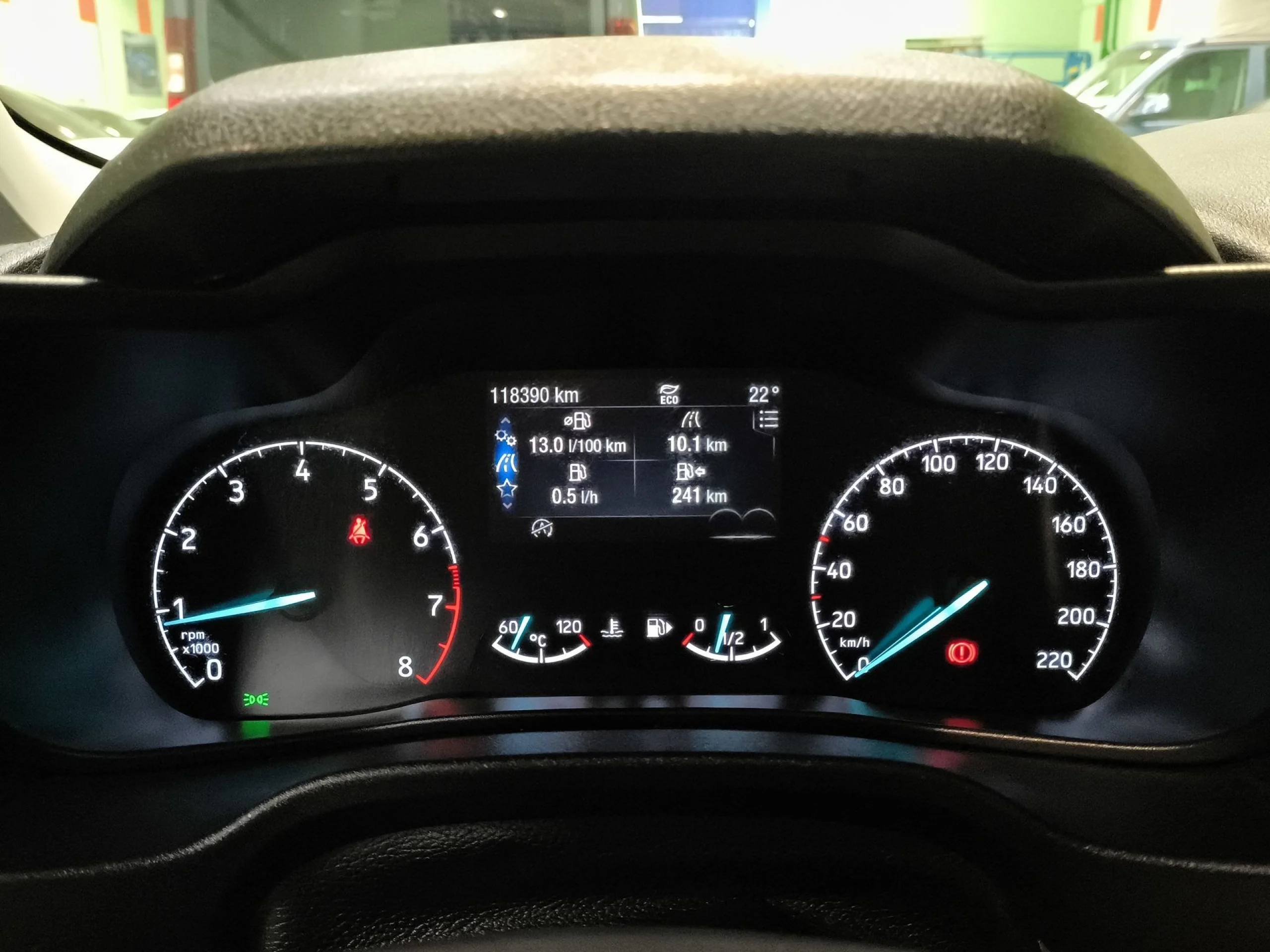 Ford Tourneo Connect 1.0 EcoBoost Titanium 74 kW (100 CV) - Foto 12