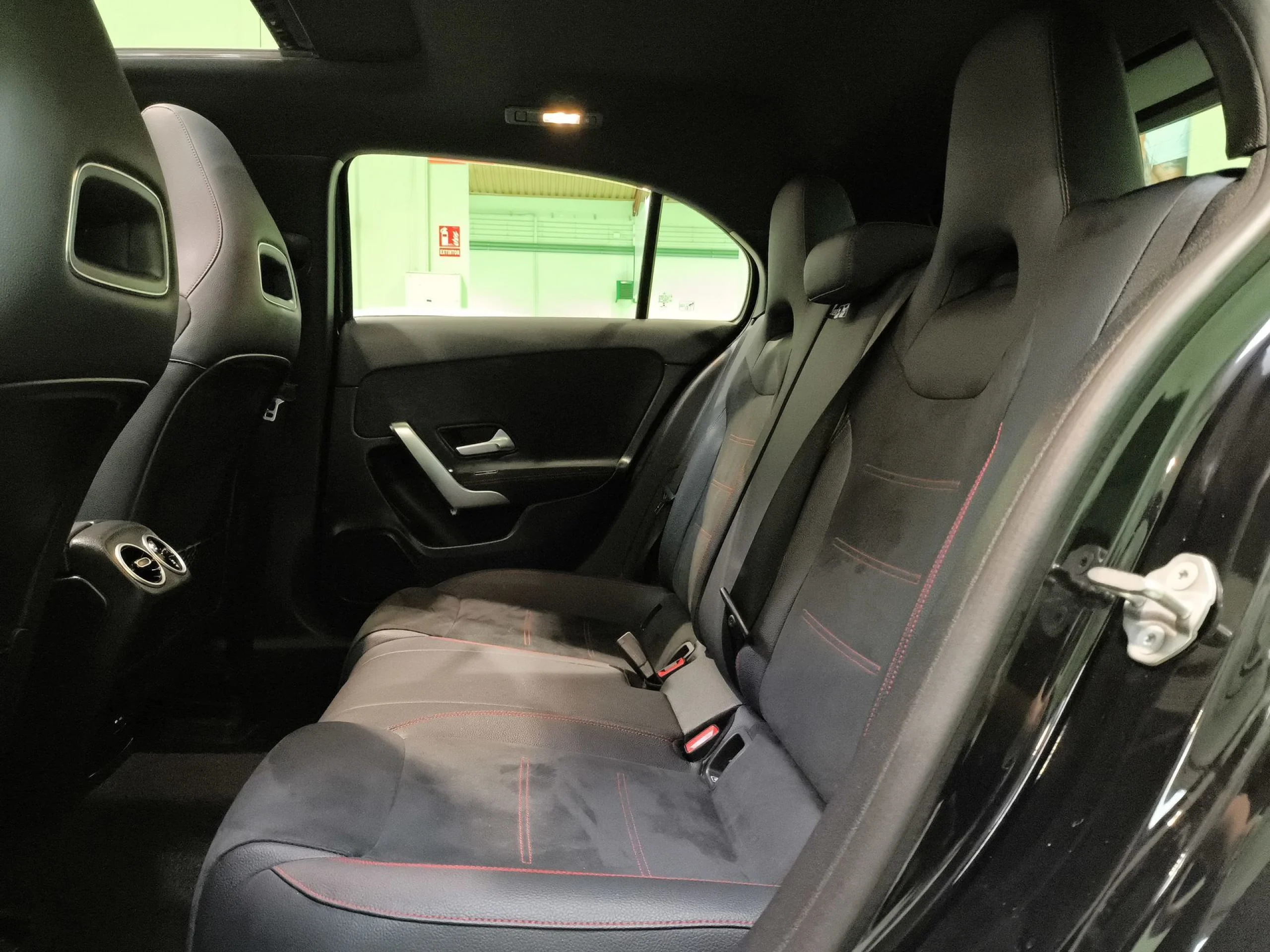 Mercedes-Benz Clase A 250 4Matic 165 kW (224 CV) - Foto 23