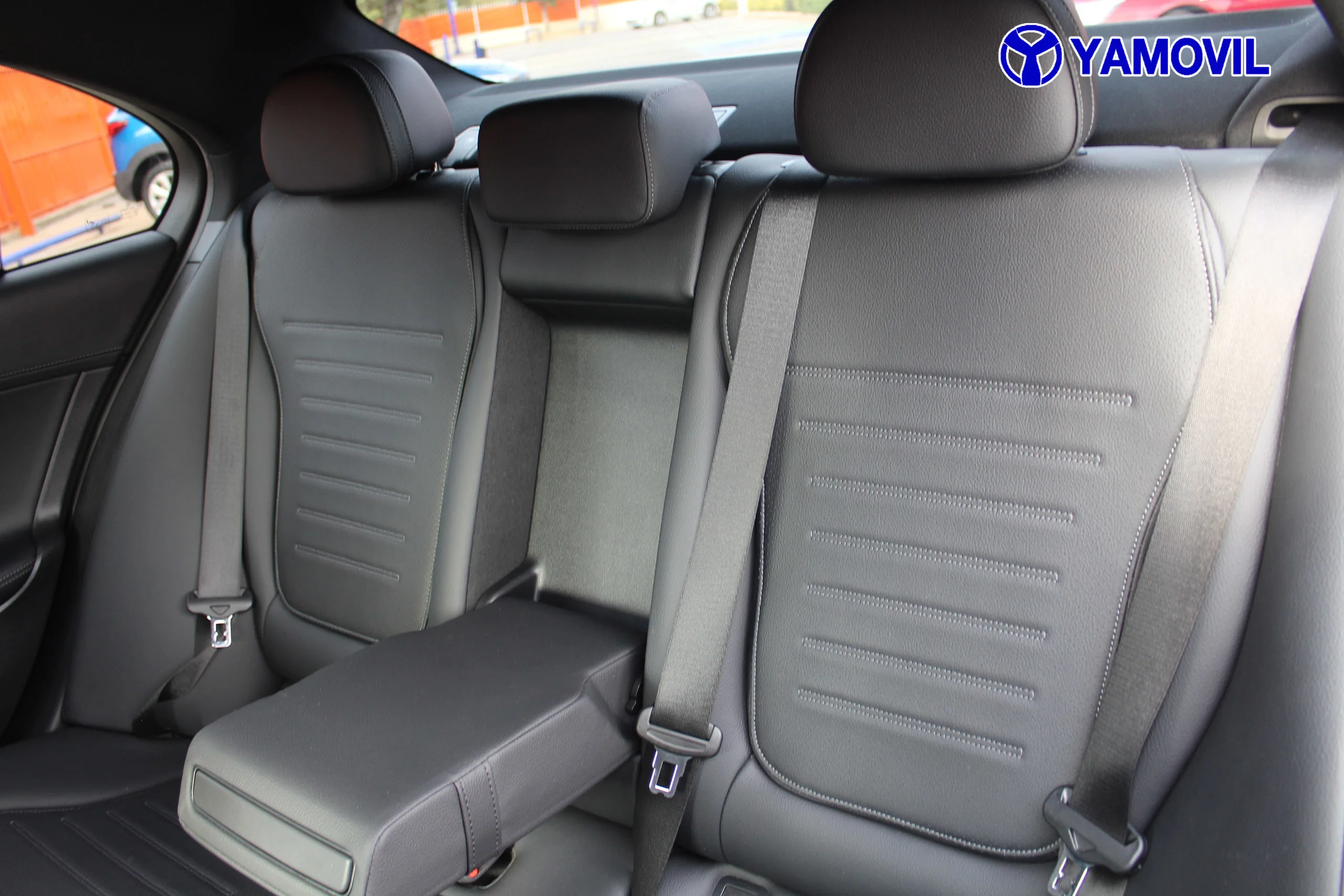 Mercedes-Benz Clase C C 300 e 230 kW (313 CV) - Foto 15