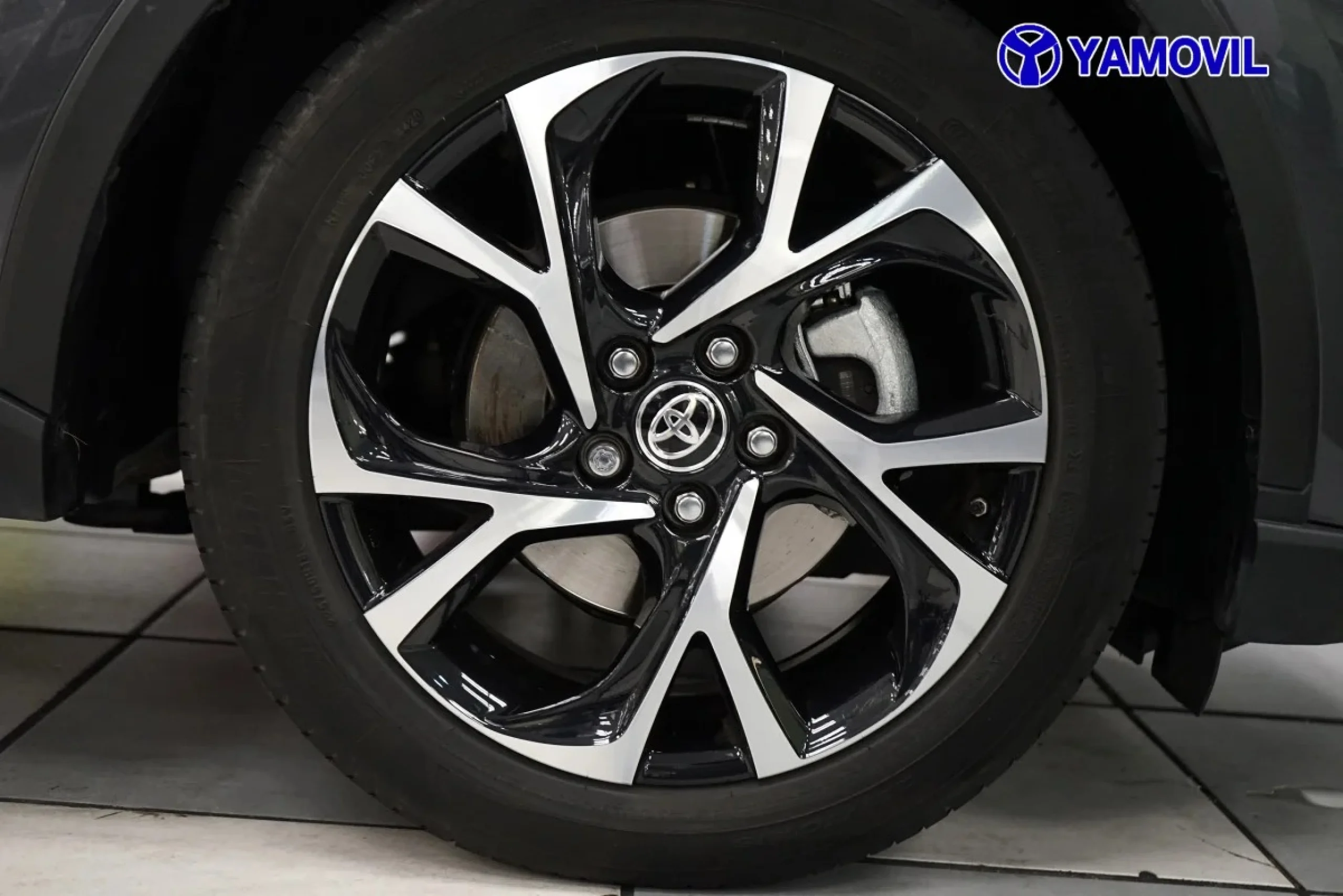 Toyota C-HR 1.8 125H Advance 90 kW (122 CV) - Foto 9