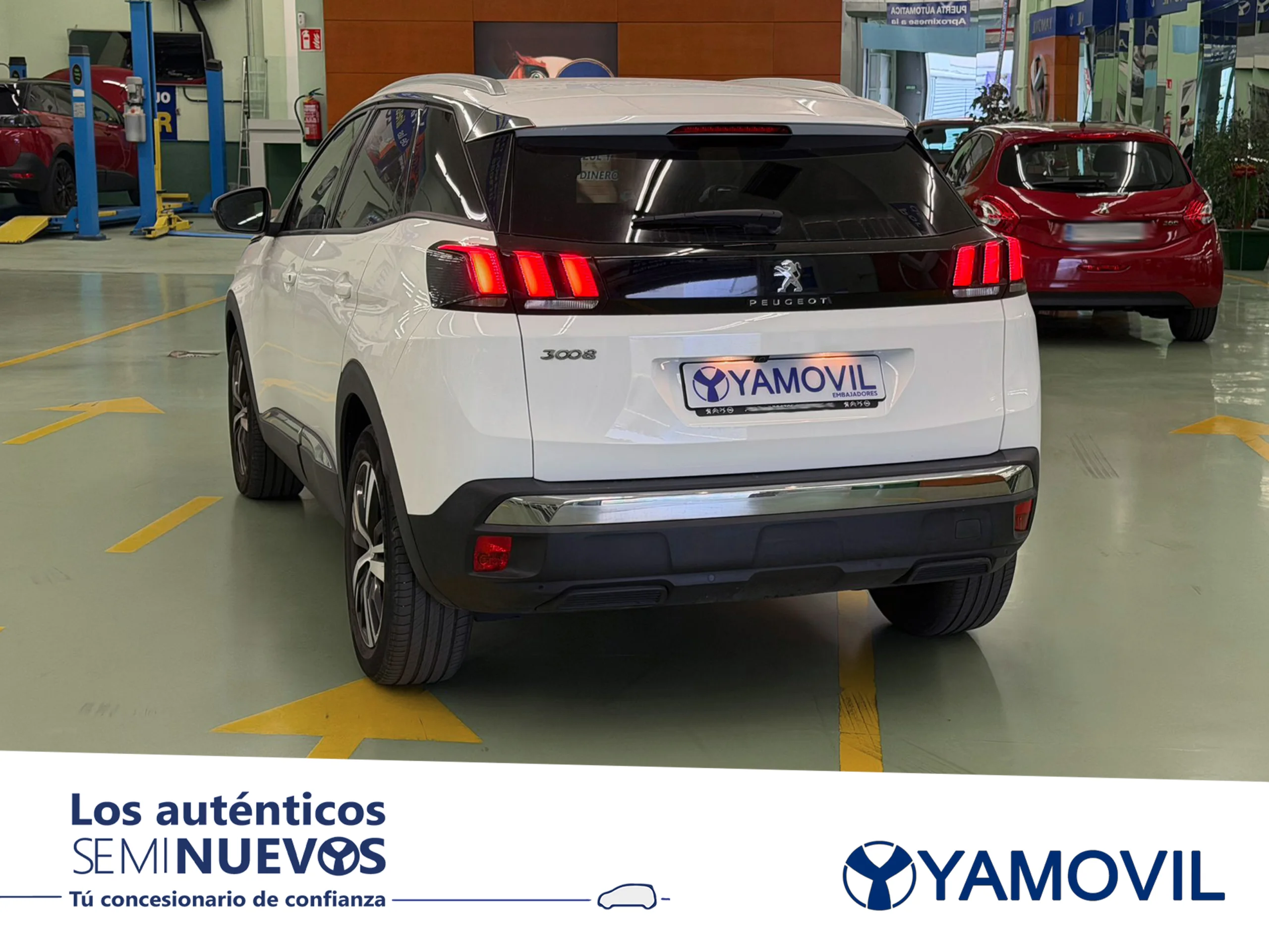 Peugeot 3008 PureTech 130 SANDS Allure EAT8 96 kW (130 CV) - Foto 4