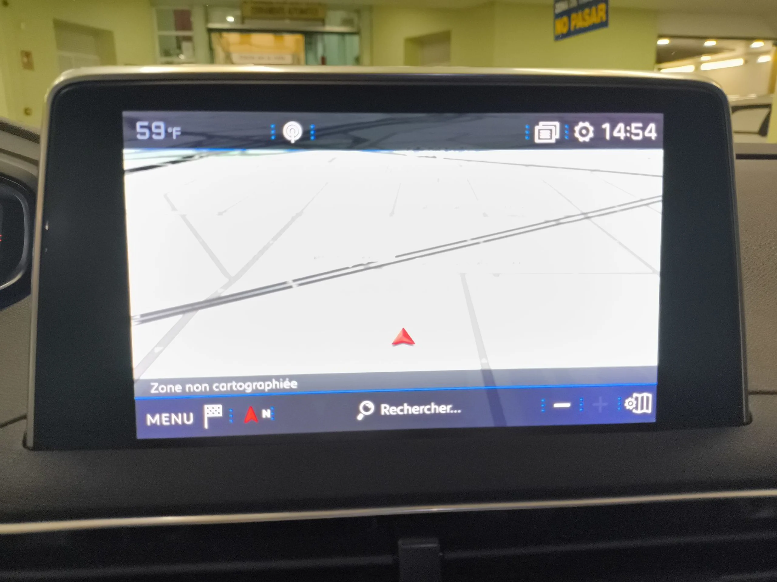 Peugeot 3008 PureTech 130 SANDS Allure EAT8 96 kW (130 CV) - Foto 16