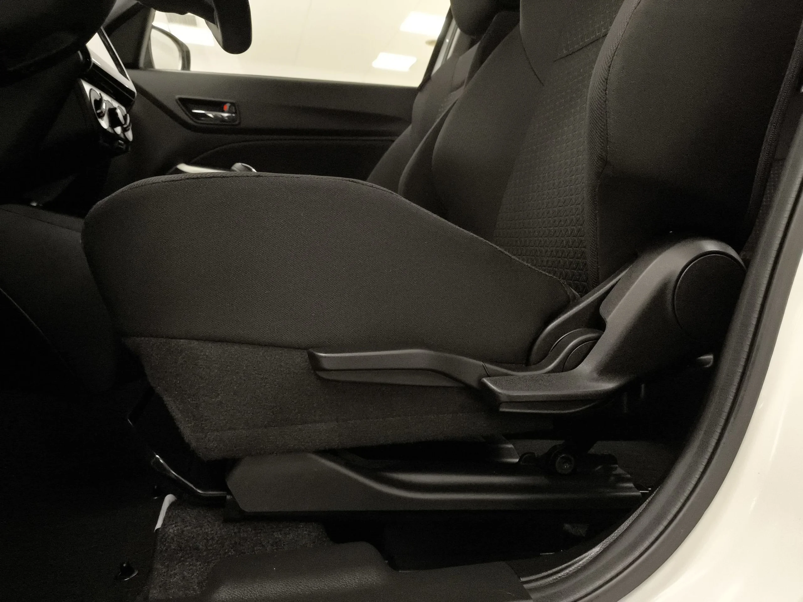 Suzuki Swift 1.2 GLE Mild Hybrid 61 kW (83 CV) - Foto 9