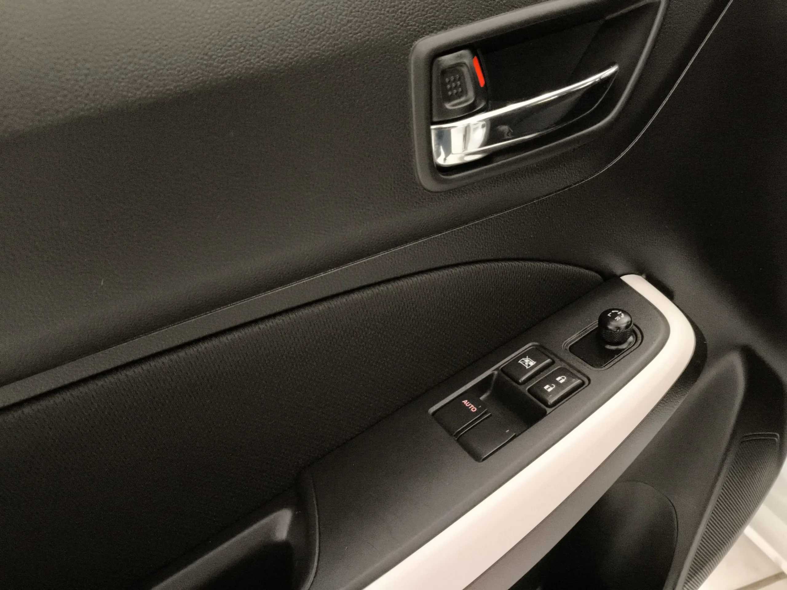 Suzuki Swift 1.2 GLE Mild Hybrid 61 kW (83 CV) - Foto 10