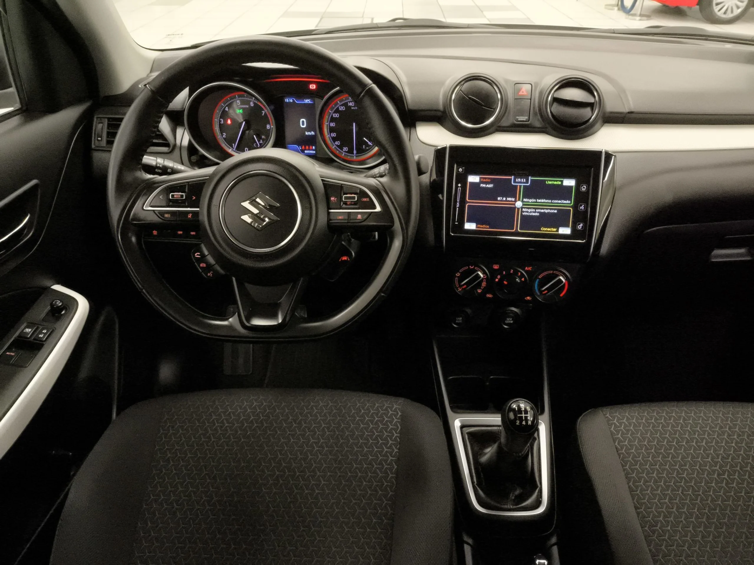 Suzuki Swift 1.2 GLE Mild Hybrid 61 kW (83 CV) - Foto 17