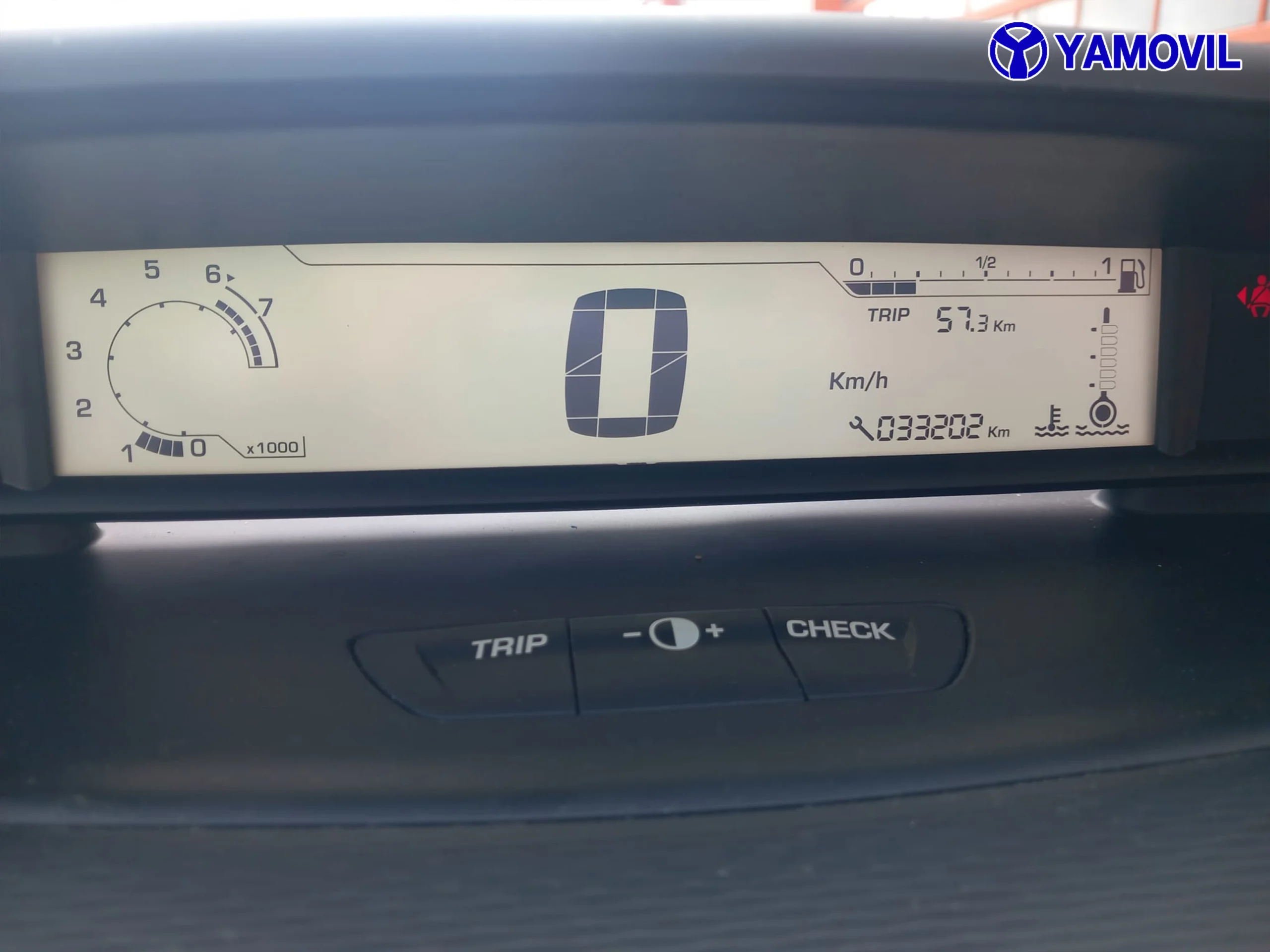 Citroen C4 1.4i 16v LX 65 kW (88 CV) - Foto 4