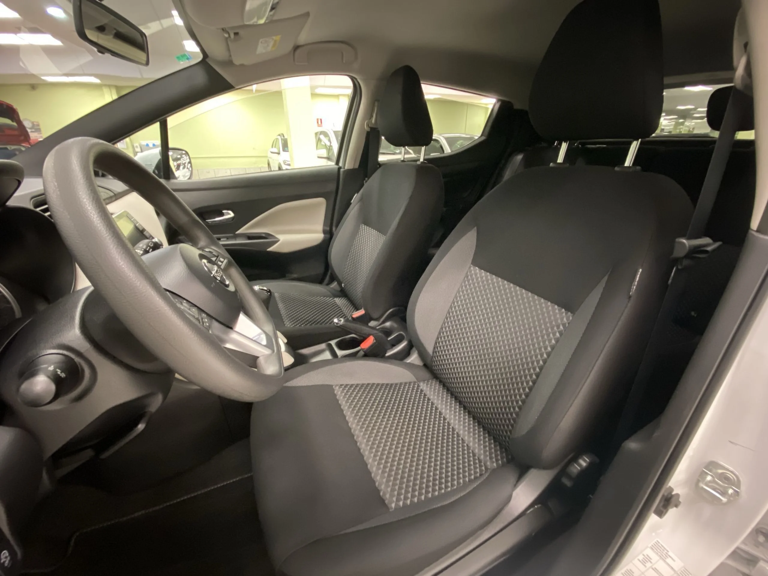 Nissan Micra IG-T 100 Acenta 74 kW (100 CV) - Foto 8