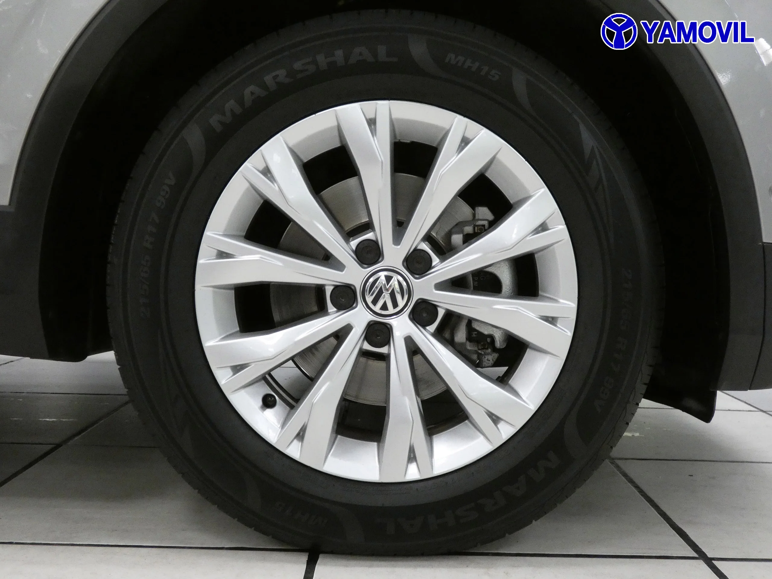 Volkswagen Tiguan 2.0 TDI EDITION 4X2 - Foto 9