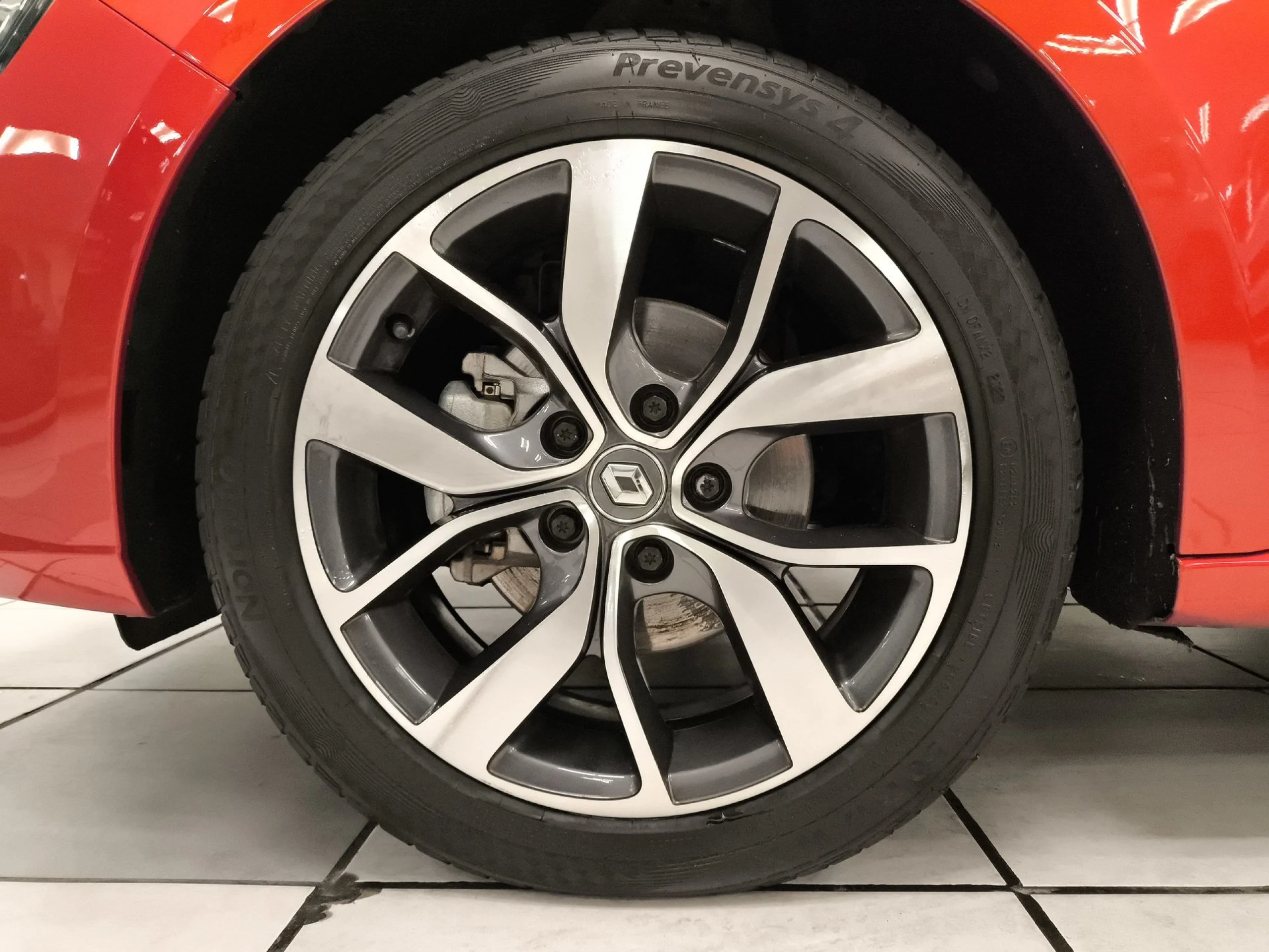 Renault Megane Bose Energy dCi 81 kW (110 CV) - Foto 7