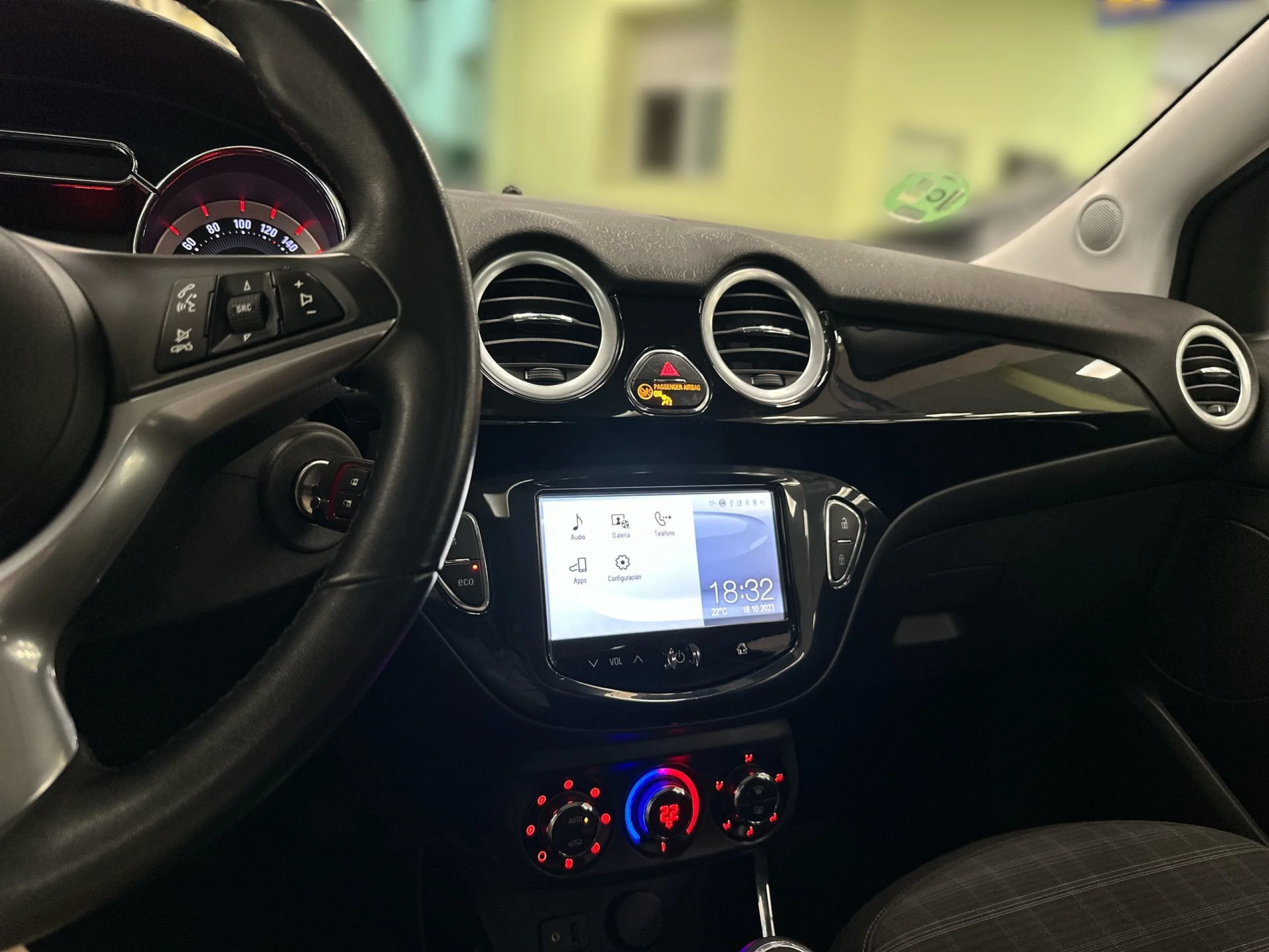 Opel Adam 1.4 XEL Glam 64 kW (87 CV) - Foto 15