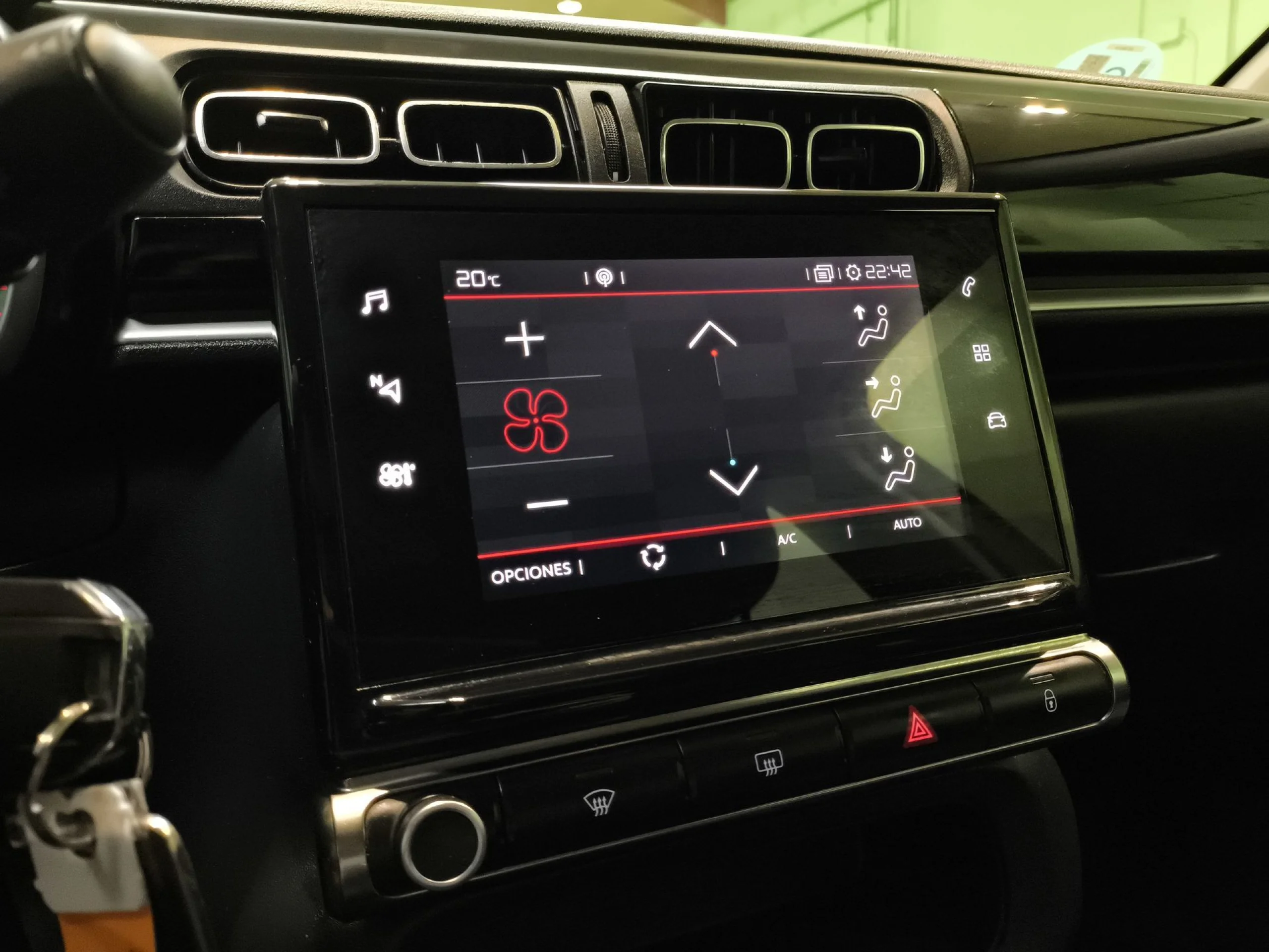 Citroen C3 PureTech 110 SANDS Feel Pack  81 kW (110 CV) - Foto 16
