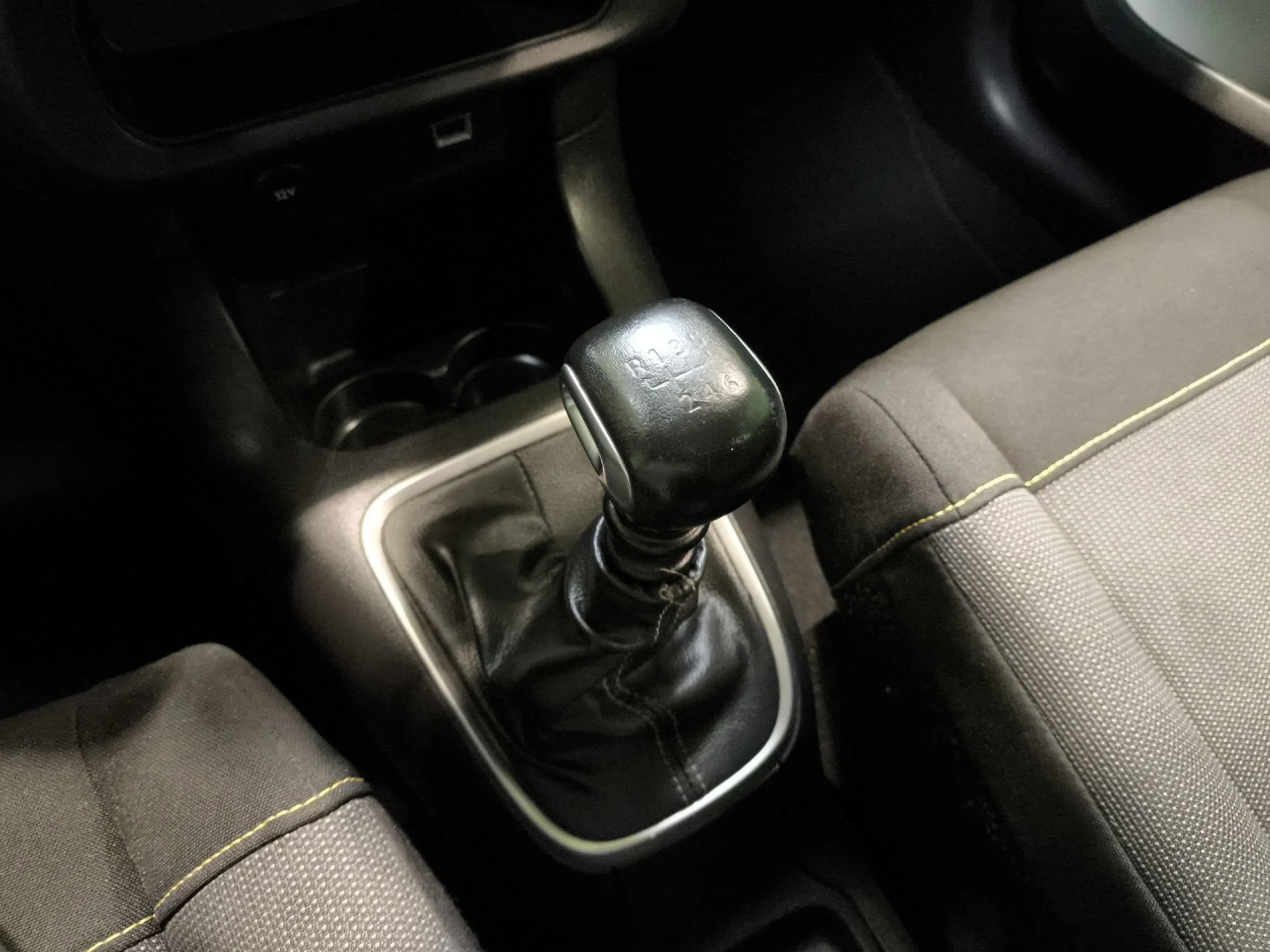 Citroen C3 PureTech 110 SANDS Feel Pack  81 kW (110 CV) - Foto 17