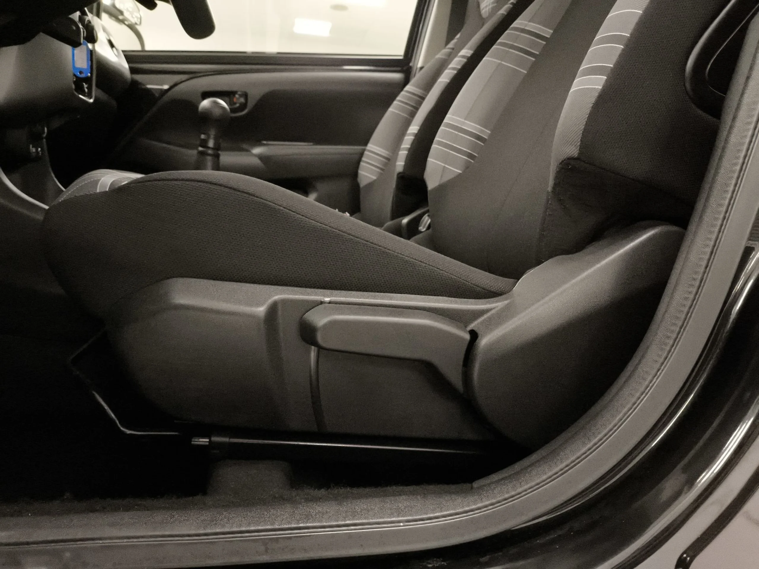 Peugeot 108 1.2 PureTech 60 kW (82 CV) - Foto 9