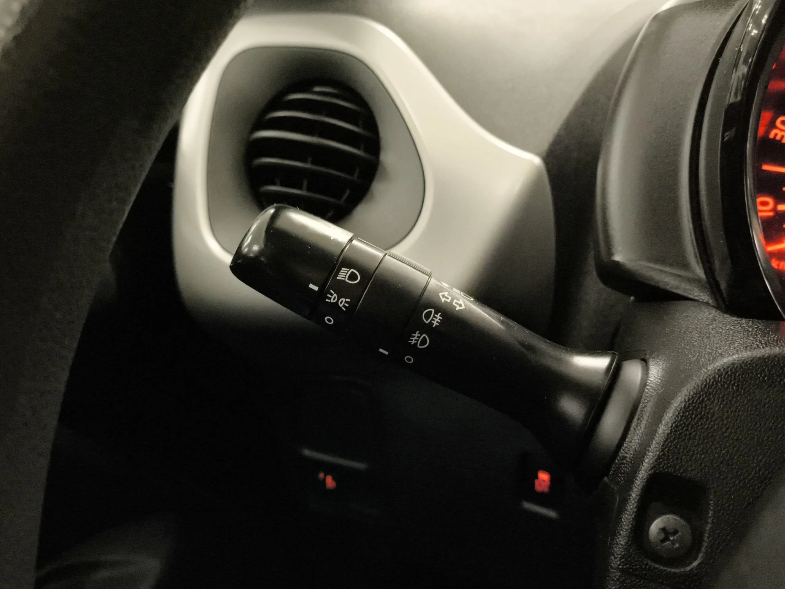 Peugeot 108 1.2 PureTech 60 kW (82 CV) - Foto 15