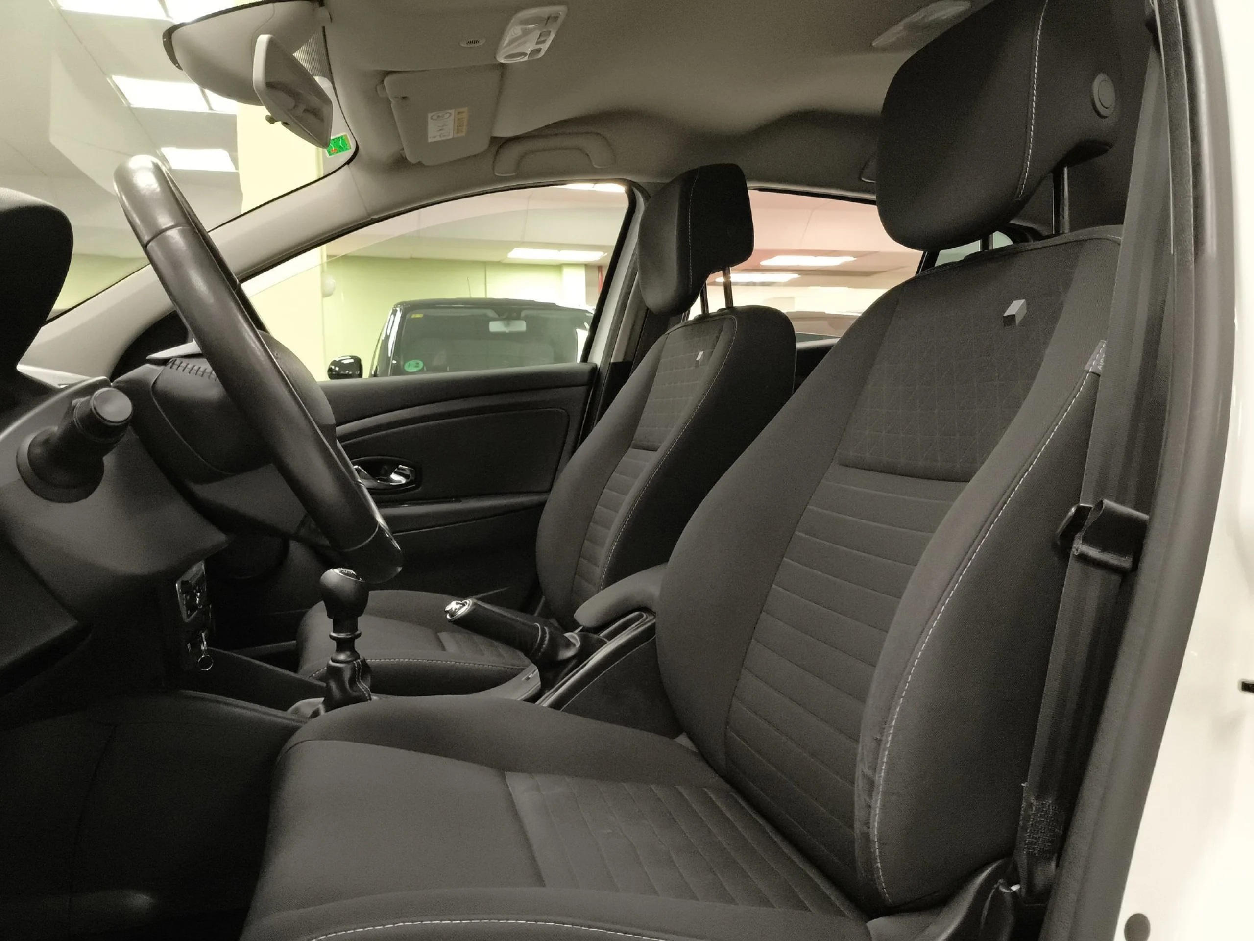 Renault Megane Limited dCi 70 kW (95 CV) - Foto 8