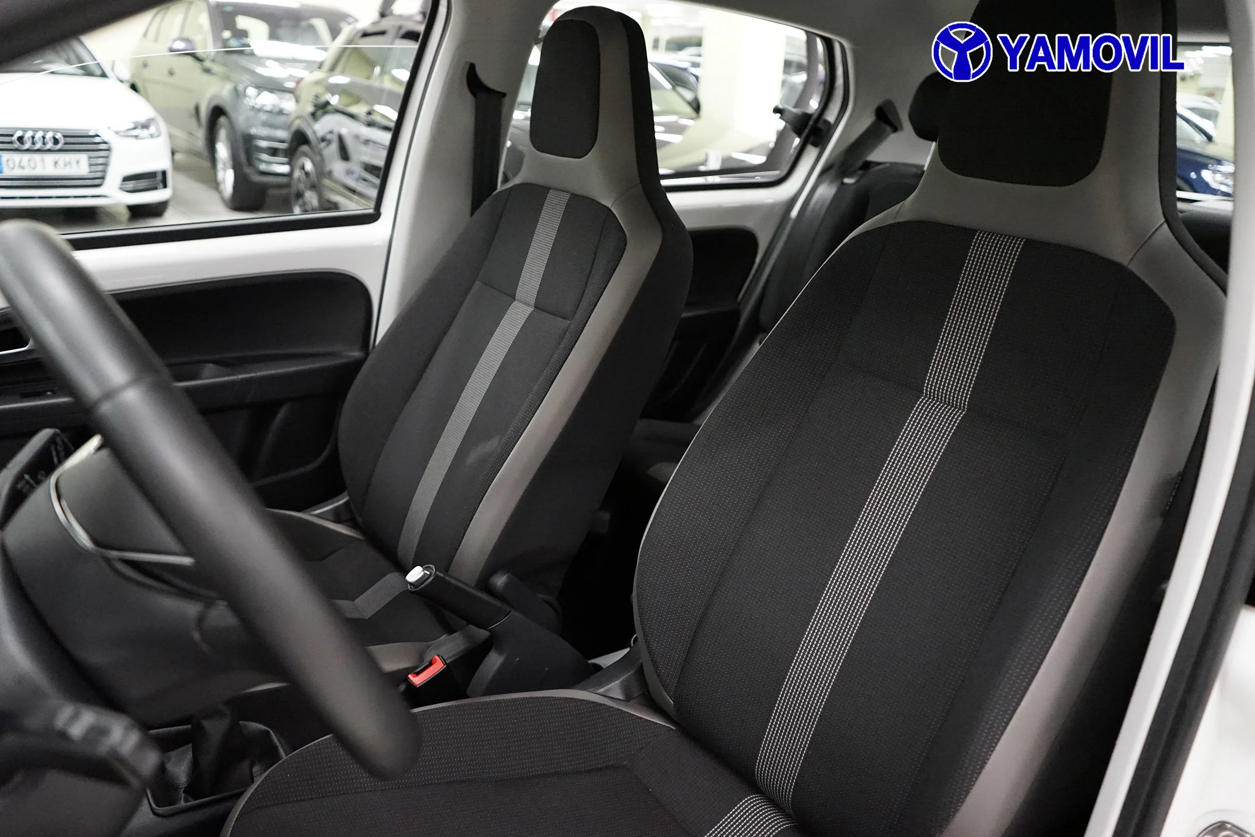 Volkswagen Up High up! 1.0 44 kW (60 CV) - Foto 13