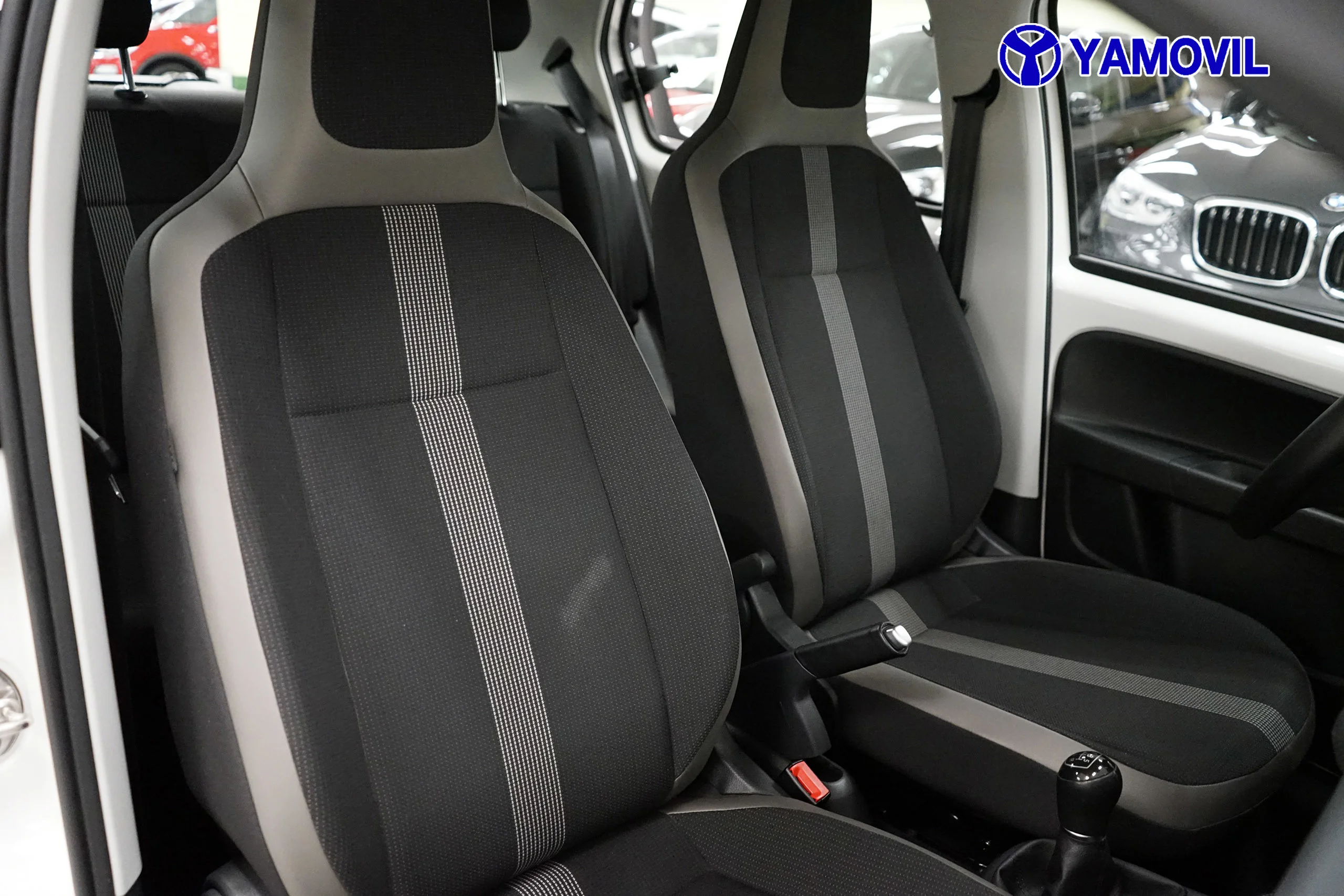 Volkswagen Up High up! 1.0 44 kW (60 CV) - Foto 15