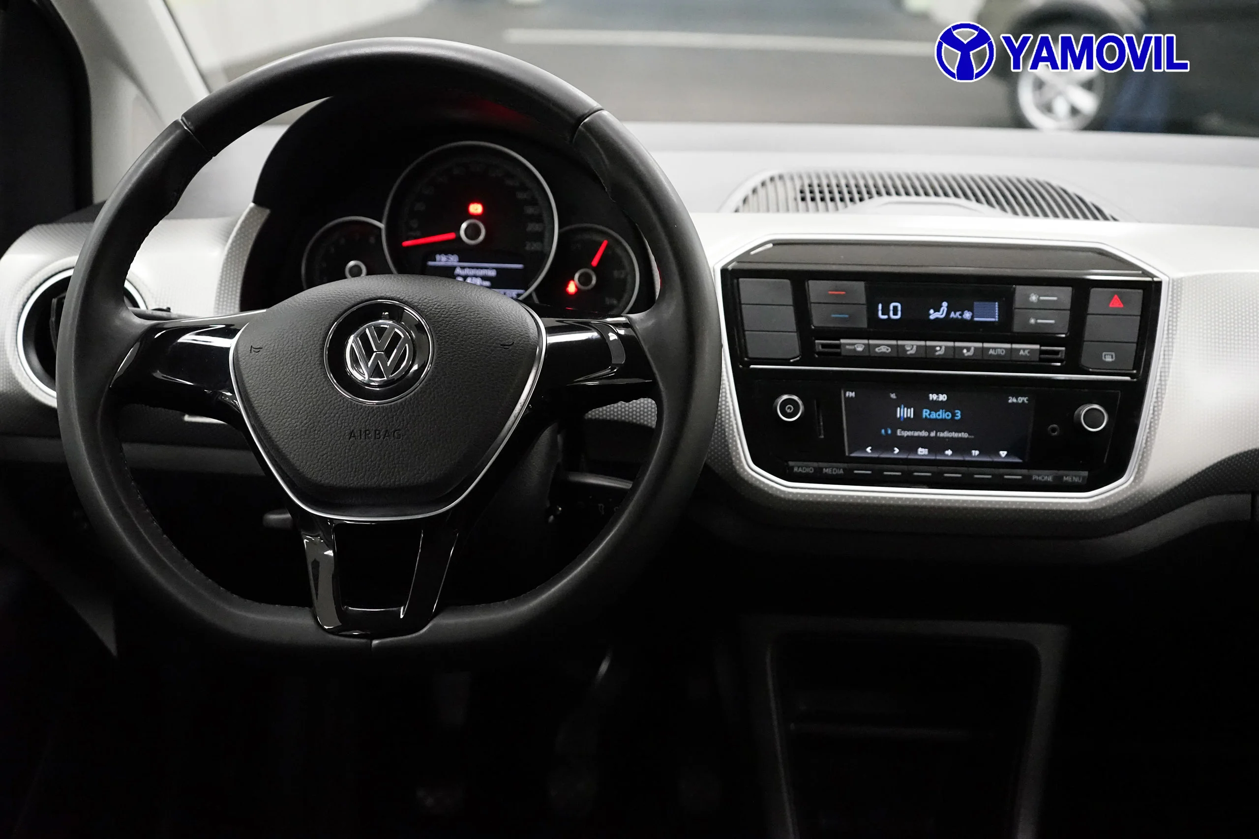 Volkswagen Up High up! 1.0 44 kW (60 CV) - Foto 17