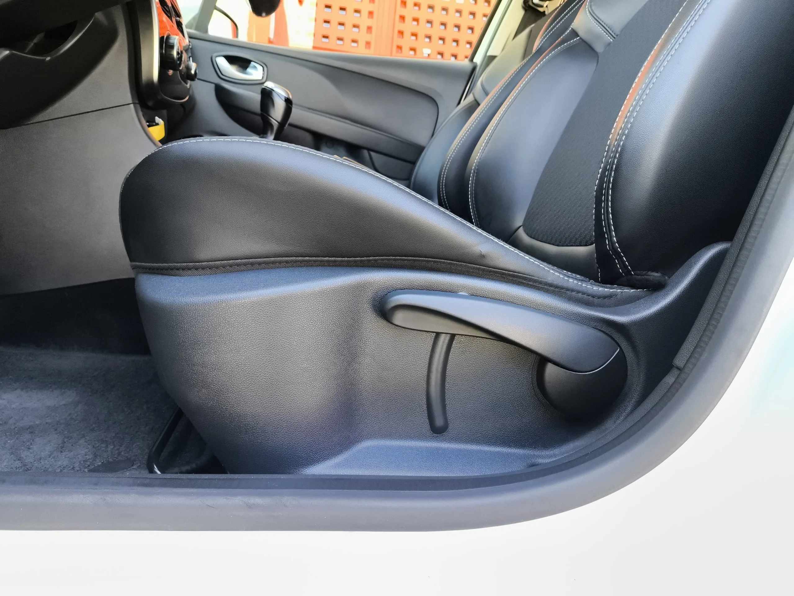 Renault Clio Zen Energy TCe 66 kW (90 CV) - Foto 9
