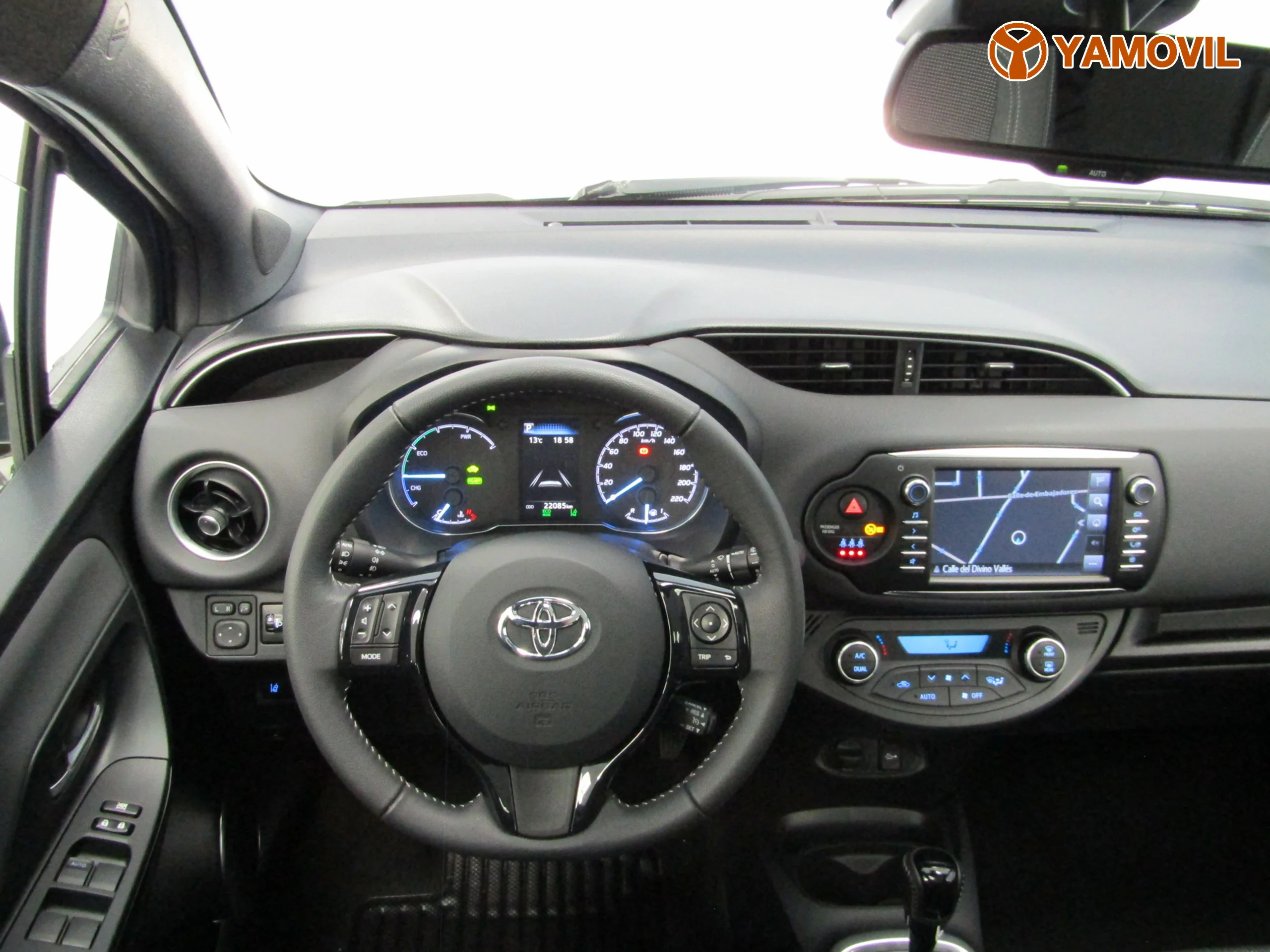 Toyota Yaris 1.5 HYBRID FEEL EDITION - Foto 17