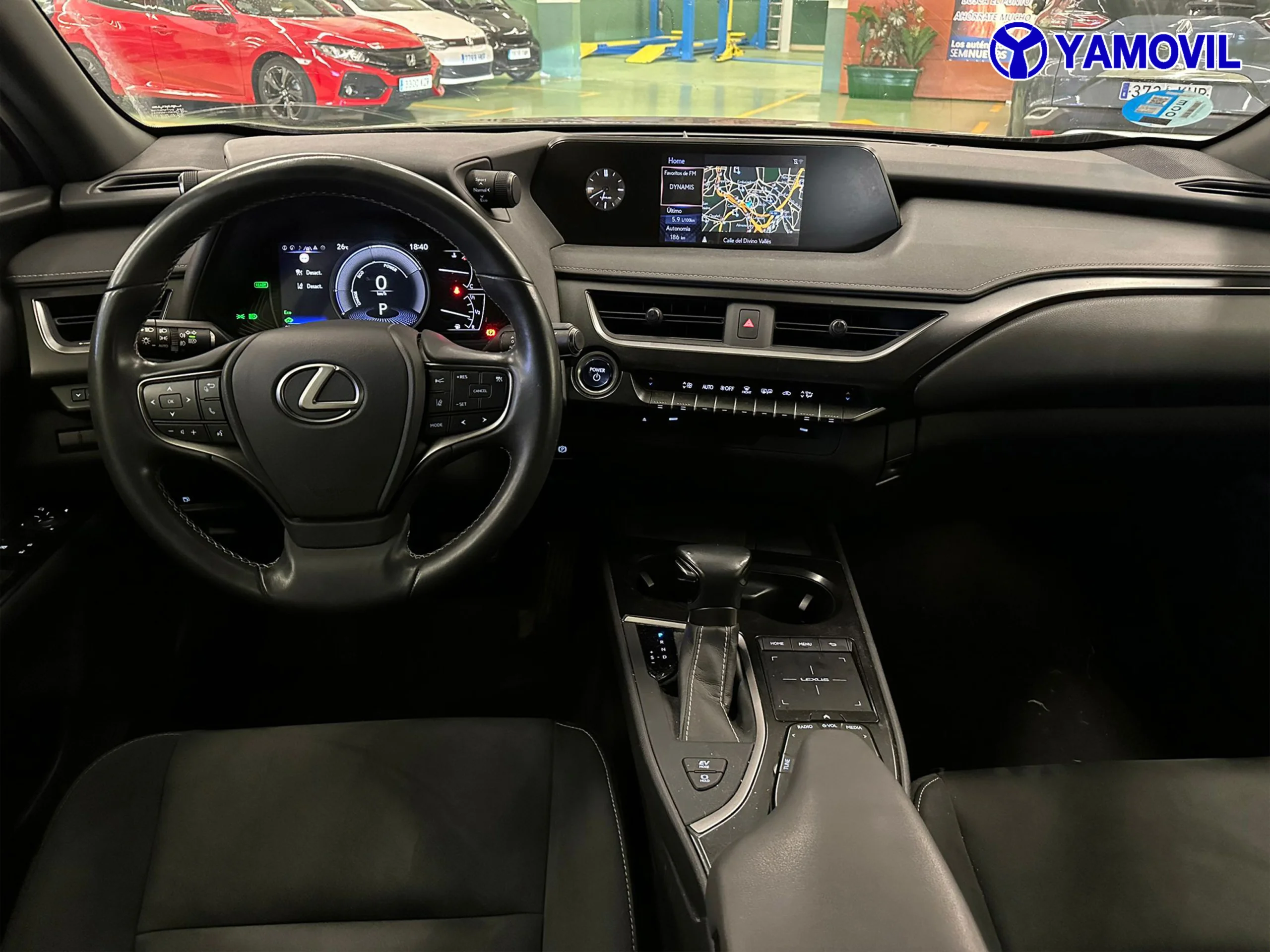 Lexus Ux 250h Business Navigation 2WD 135 kW (184 CV) - Foto 3
