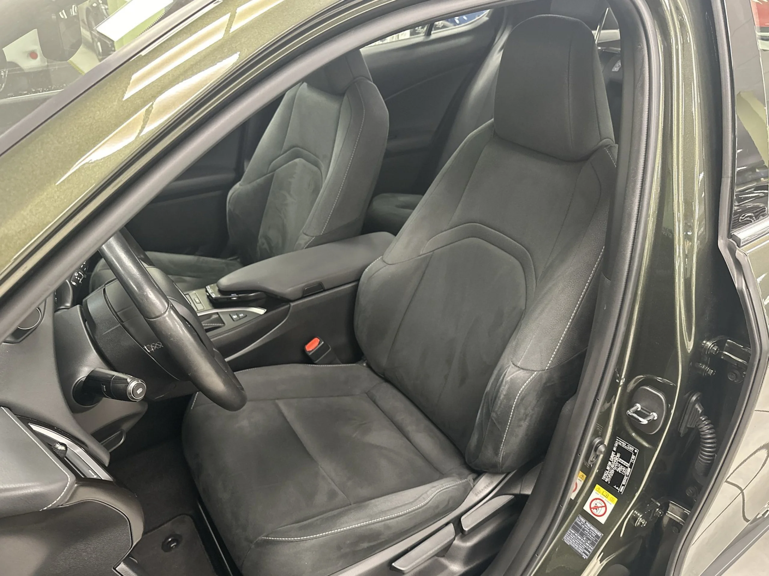 Lexus Ux 250h Business Navigation 2WD 135 kW (184 CV) - Foto 8