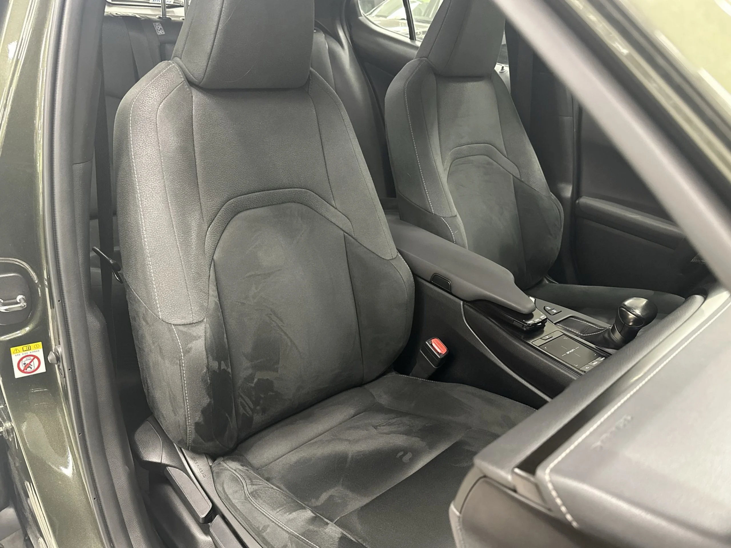 Lexus Ux 250h Business Navigation 2WD 135 kW (184 CV) - Foto 20