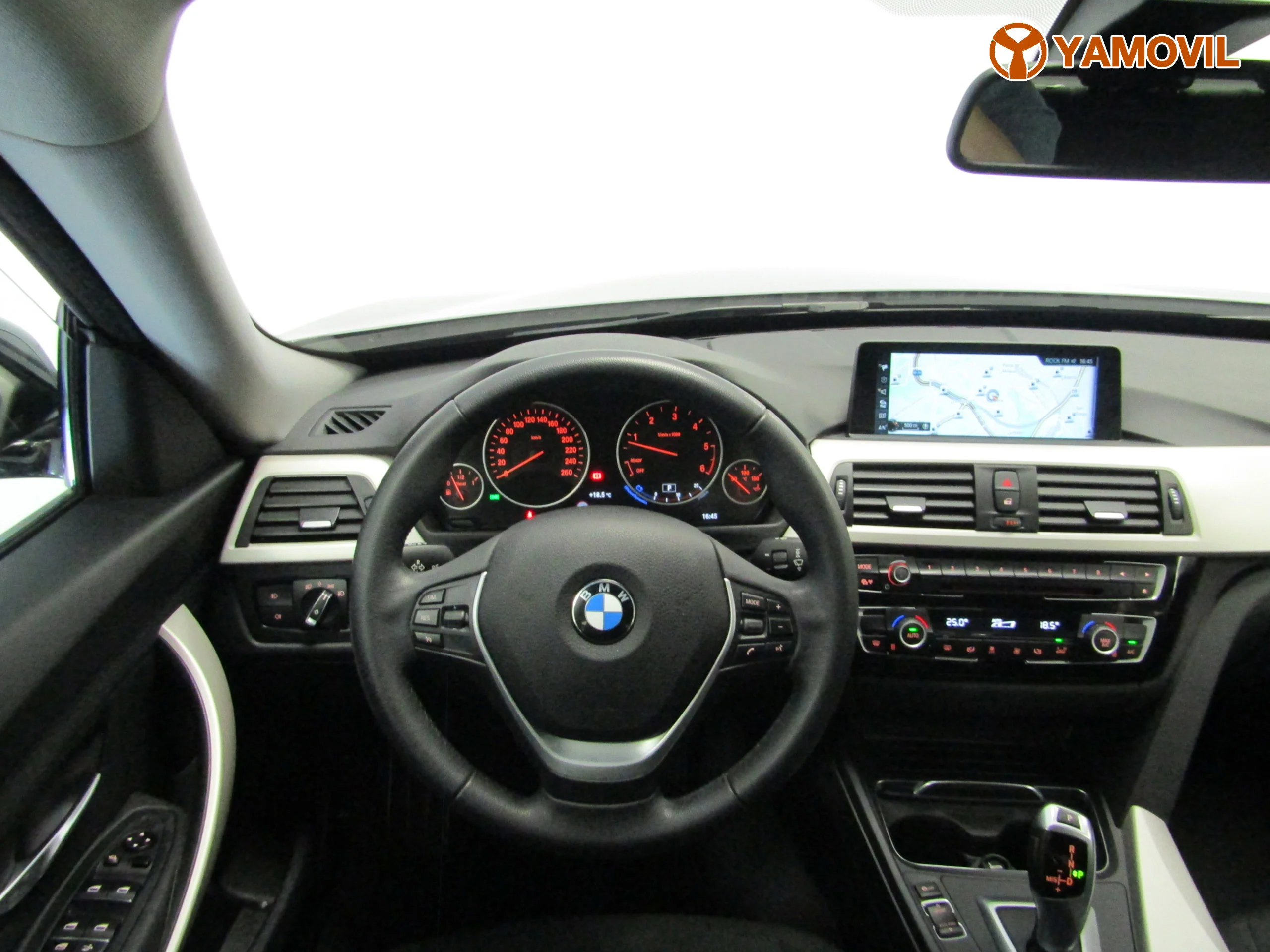 BMW Serie 3 320D GT AUT - Foto 18