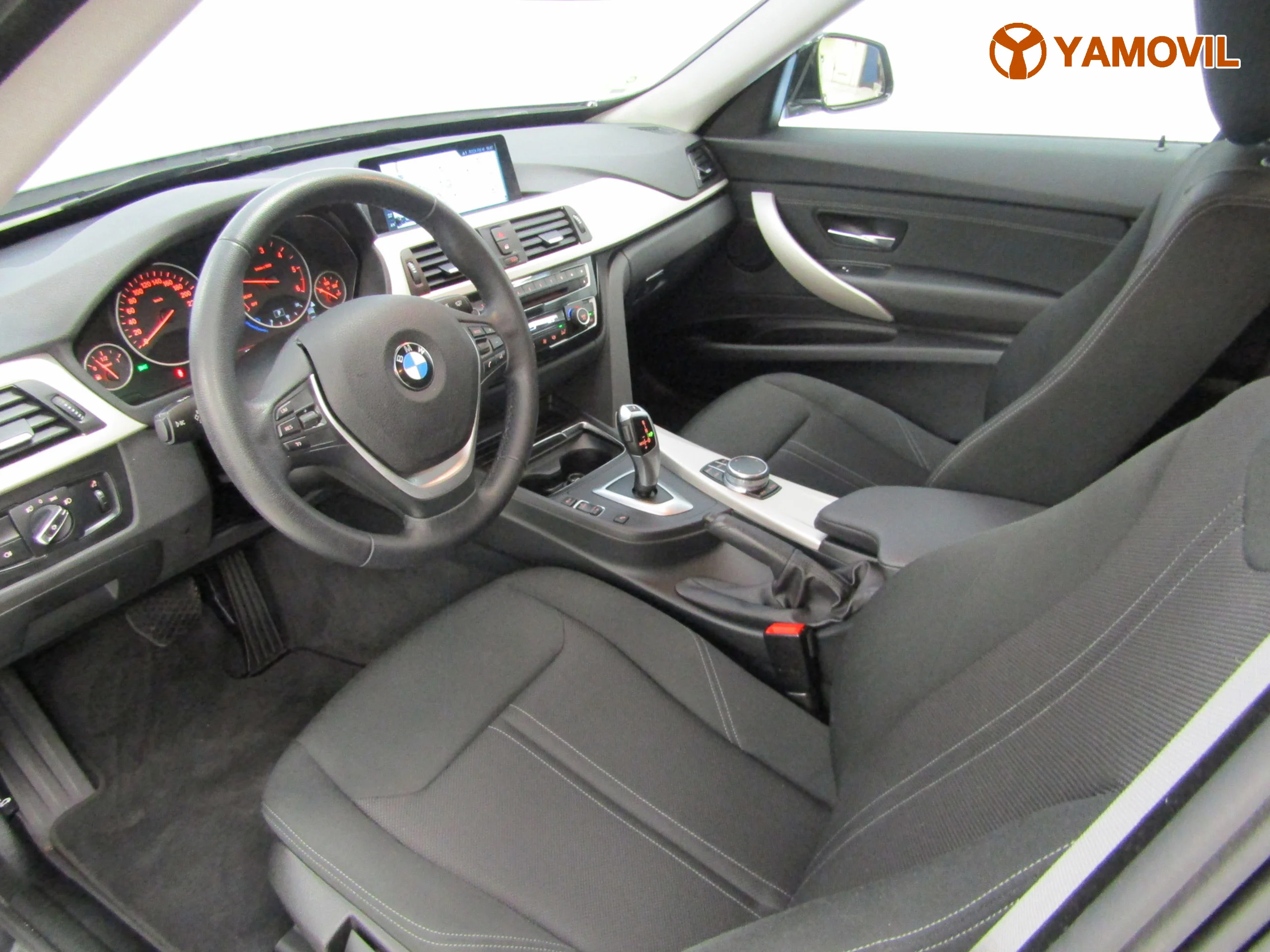 BMW Serie 3 320D GT AUT - Foto 21