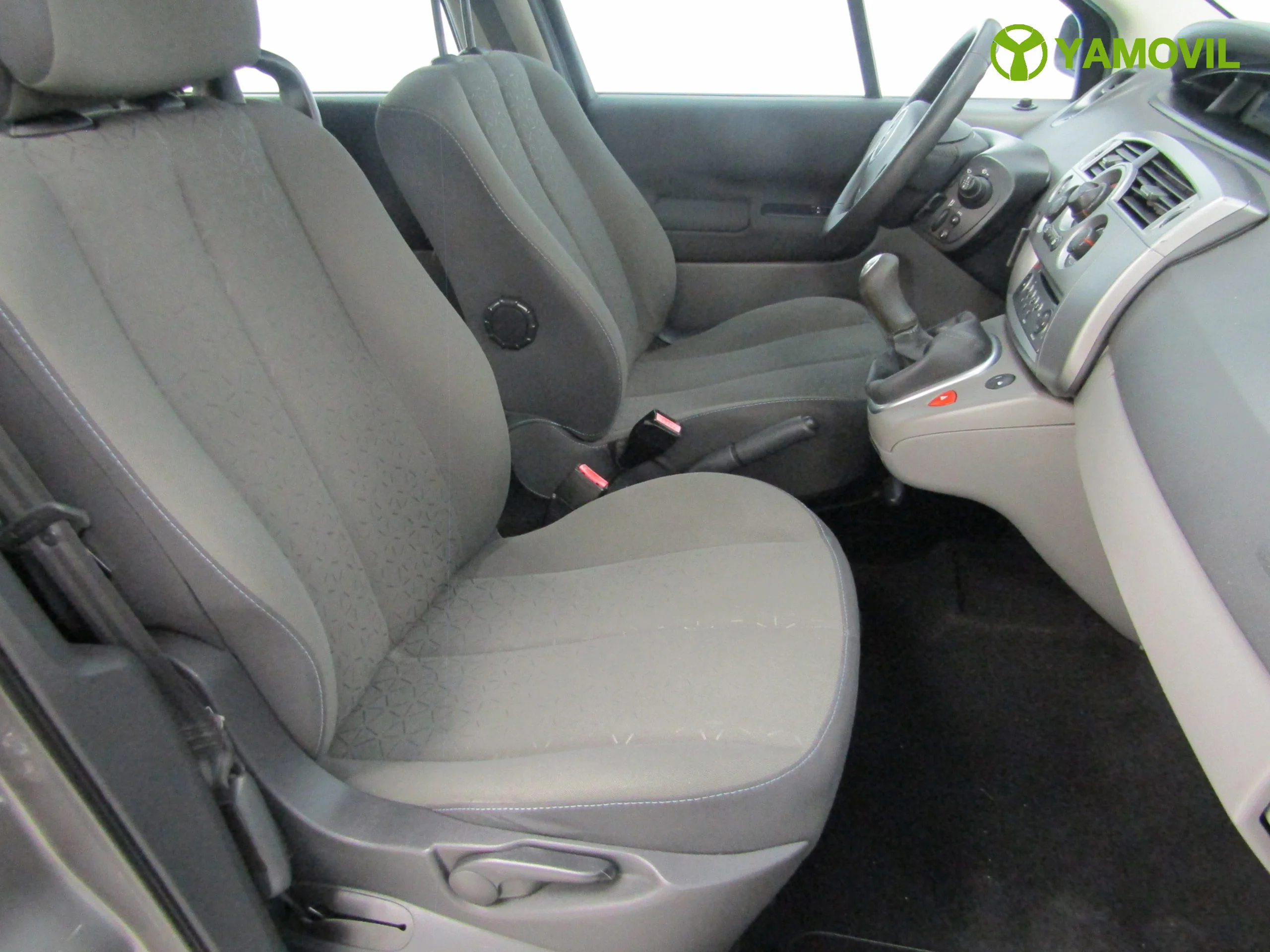 Renault Scenic 1.4 98CV DYNAMIQUE - Foto 16