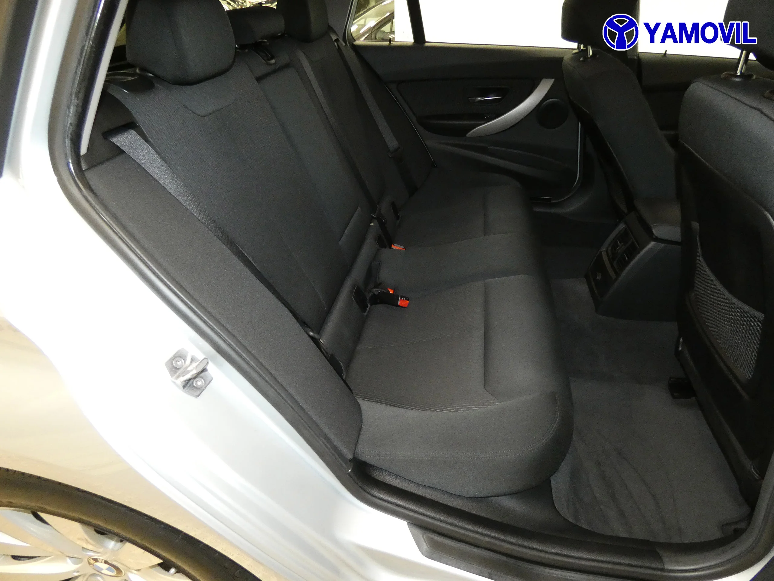 BMW 318 TOURING - Foto 16