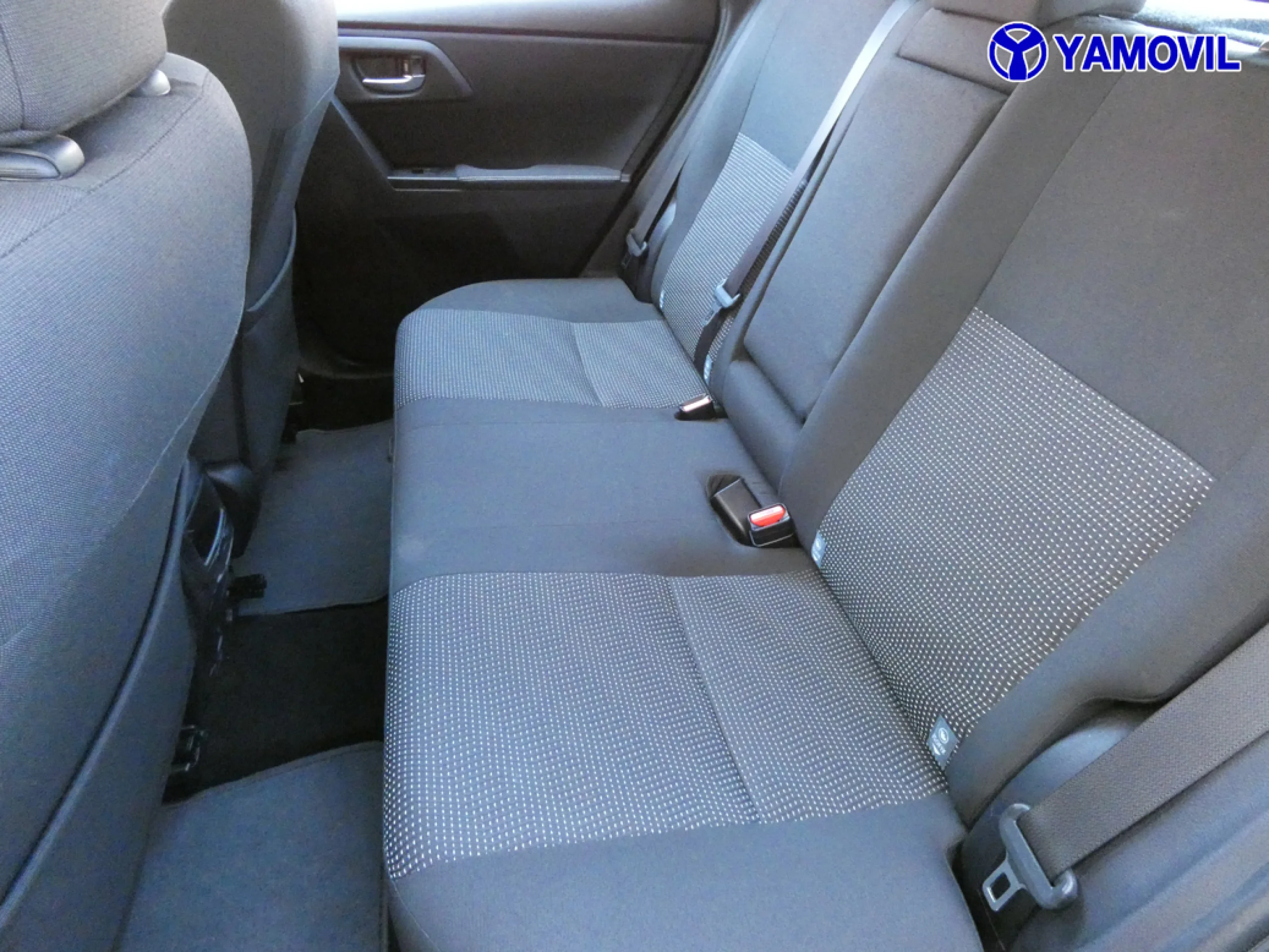 Toyota Auris 90 DIESRL ACTIVE 5P - Foto 14