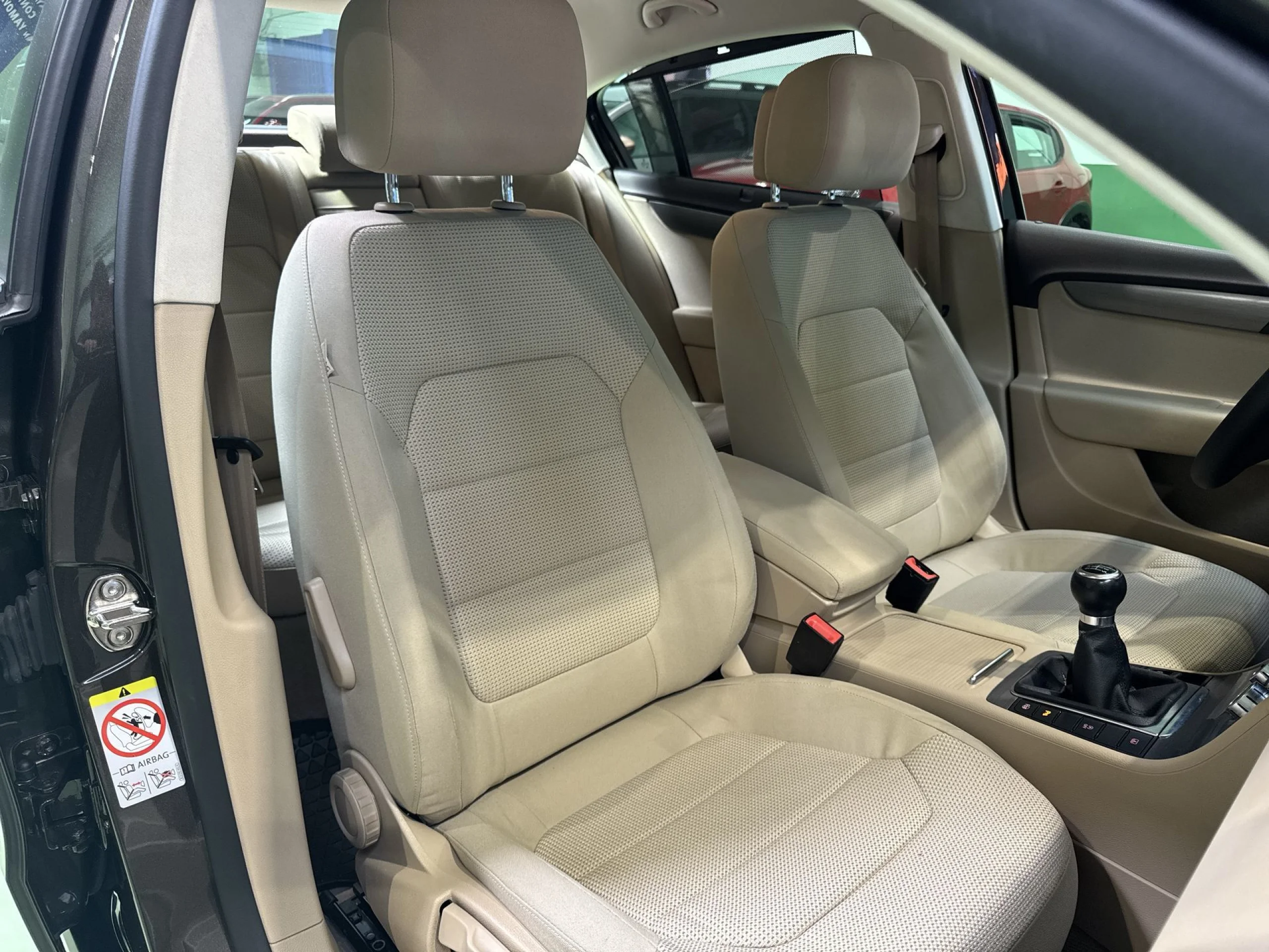 Volkswagen Passat Advance 1.6 TDI BMT 77 kW (105 CV) - Foto 33