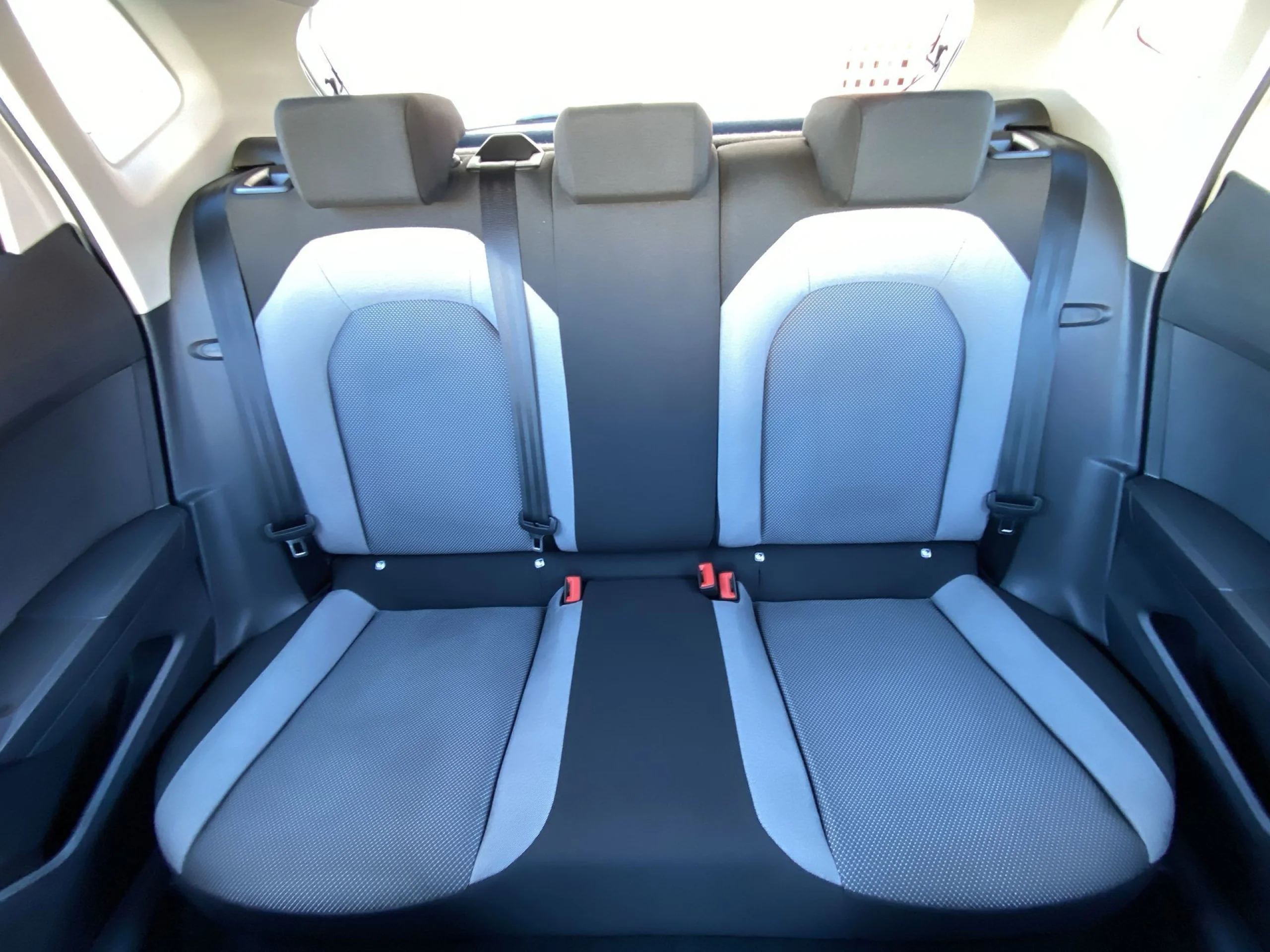 Seat Ibiza 1.0 EcoTSI SANDS Style 70 kW (95 CV) - Foto 17