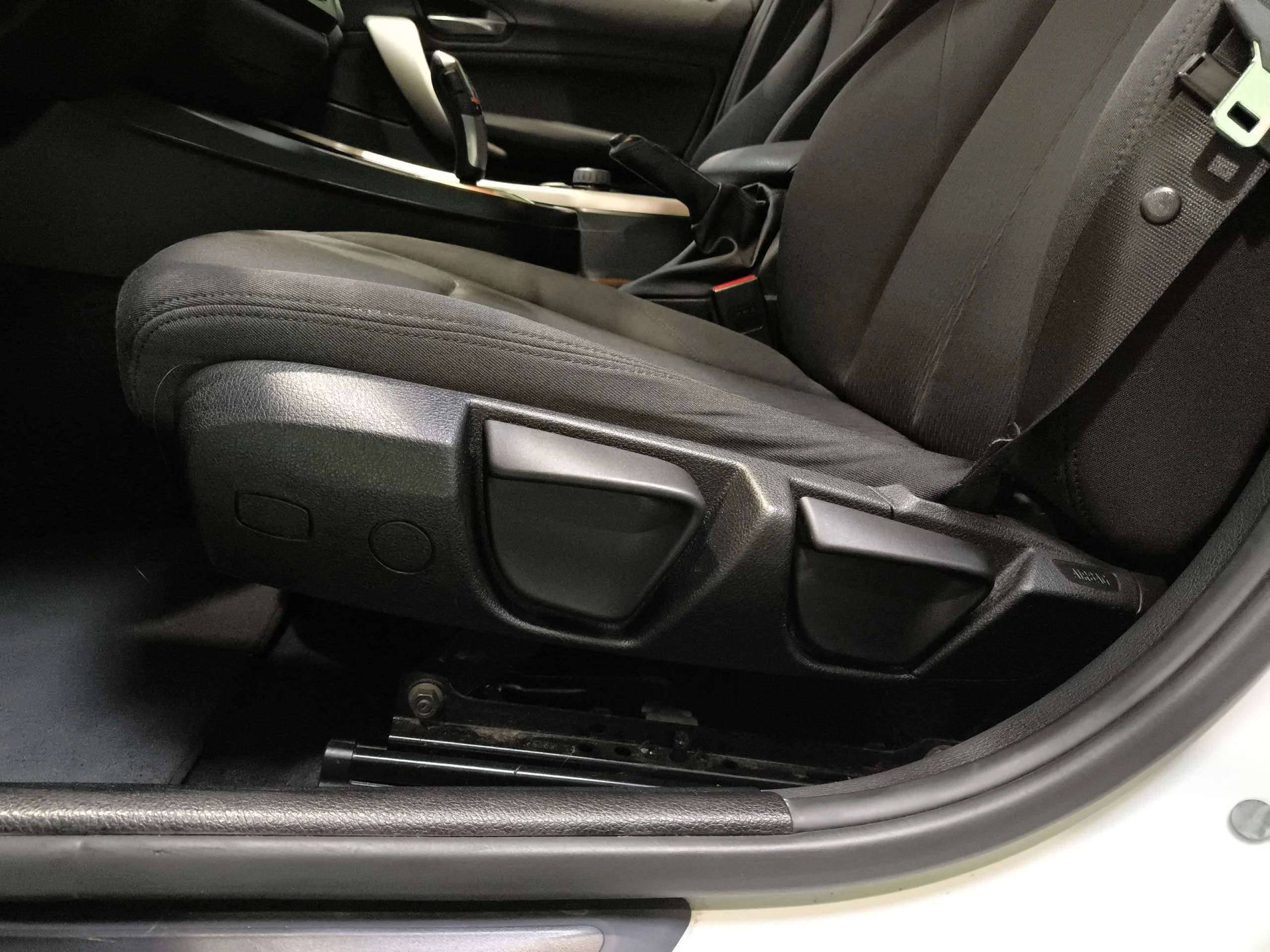 BMW Serie 1 118d 105 kW (143 CV) - Foto 9