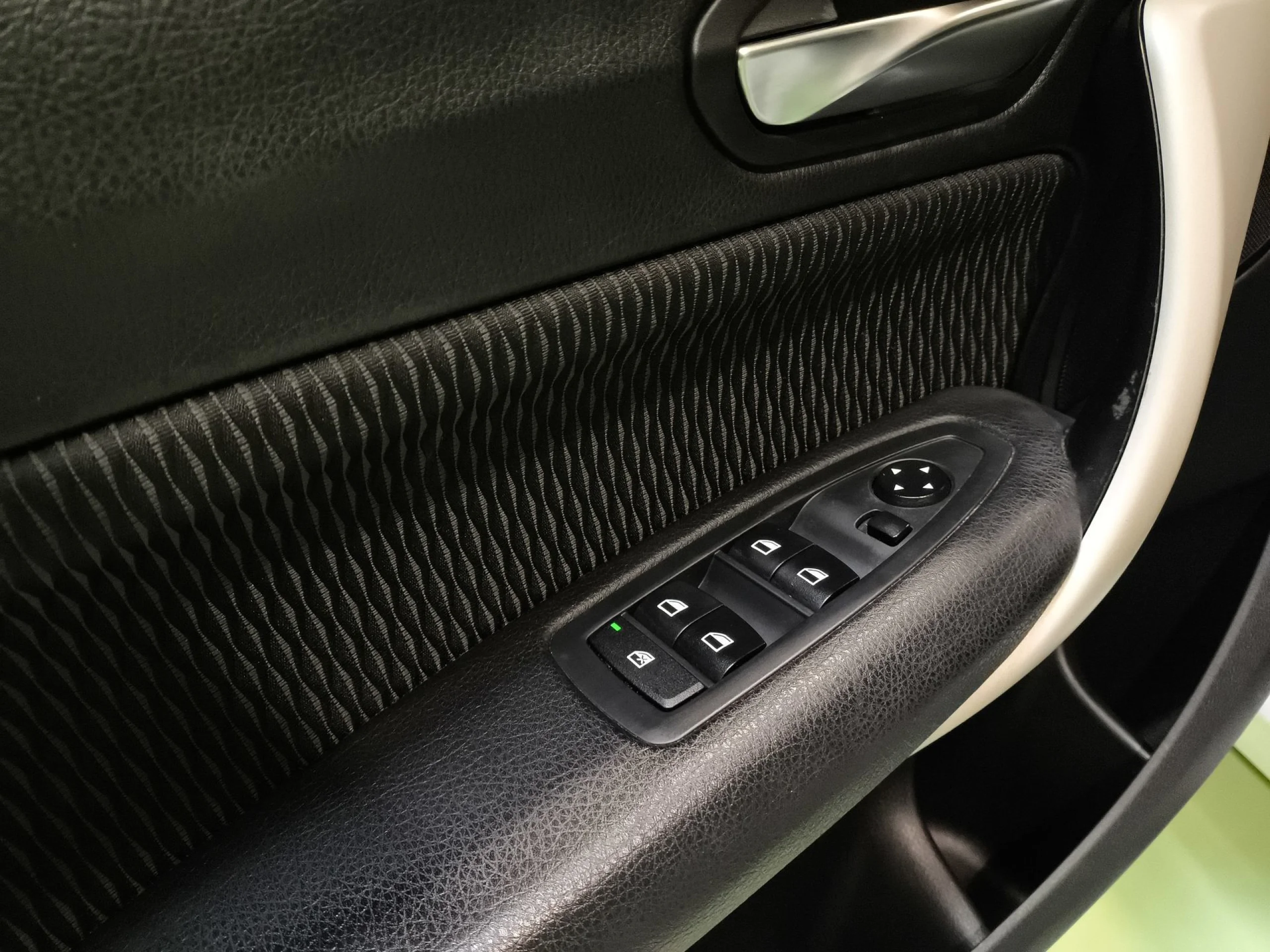 BMW Serie 1 118d 105 kW (143 CV) - Foto 10