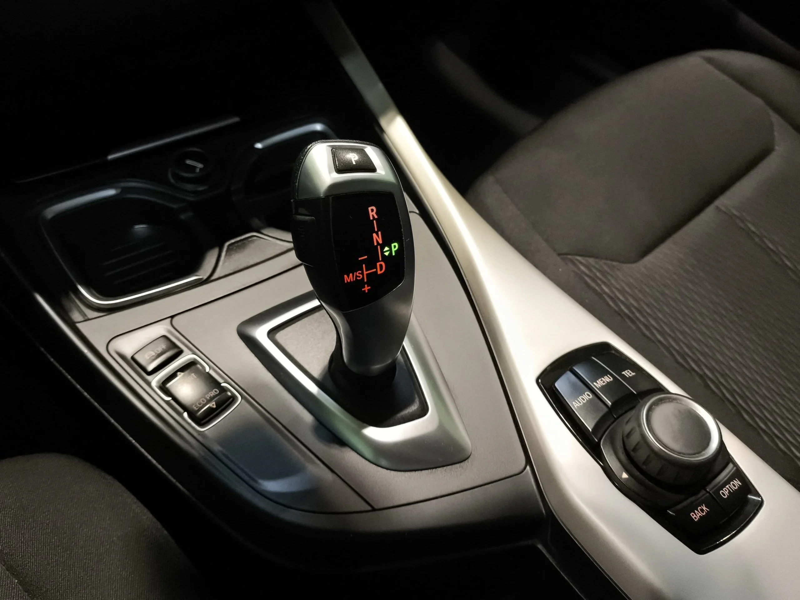 BMW Serie 1 118d 105 kW (143 CV) - Foto 17