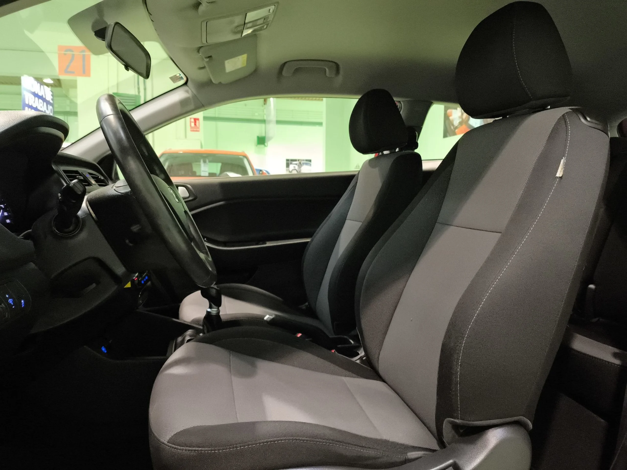 Hyundai I20 1.2 MPI Klass 62 kW (84 CV) - Foto 8