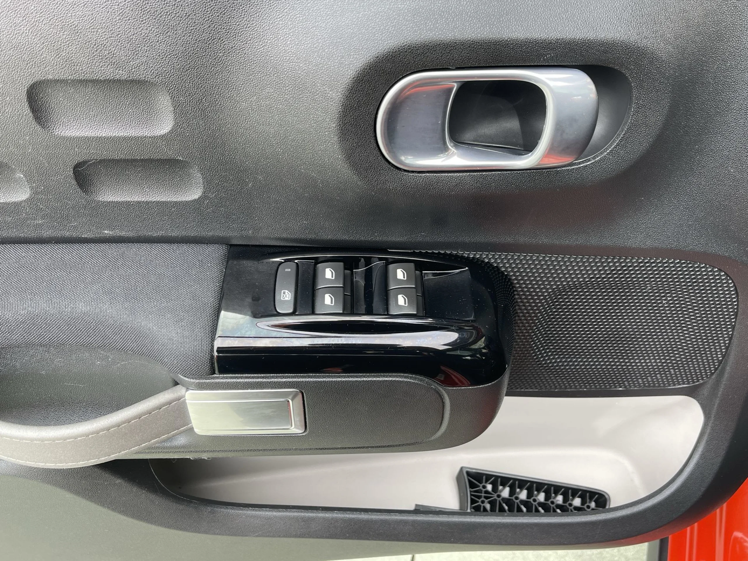 Citroen C3 PureTech 82 SANDS Shine EAT6 81 kW (82 CV) - Foto 9