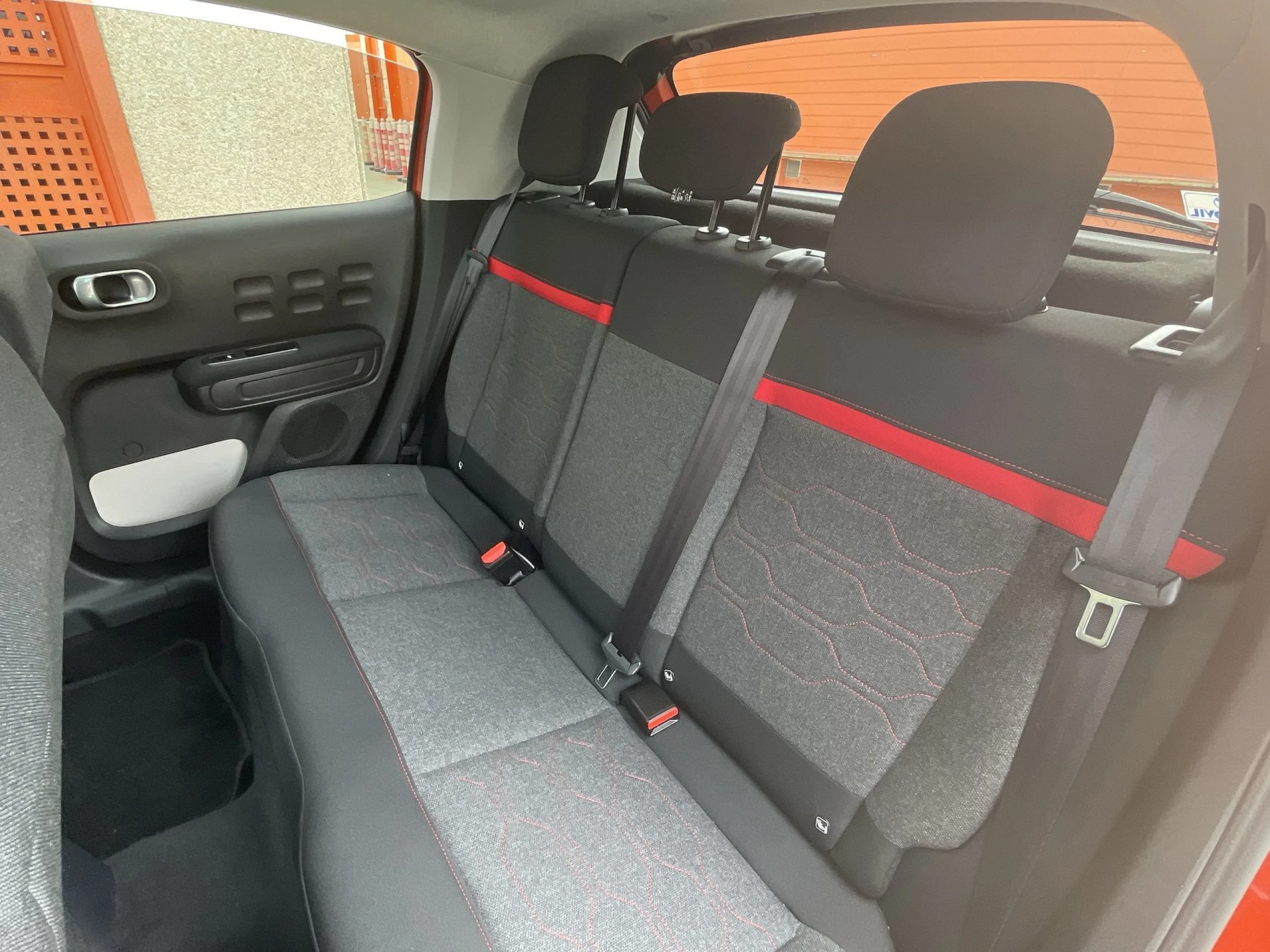 Citroen C3 PureTech 82 SANDS Shine EAT6 81 kW (82 CV) - Foto 19