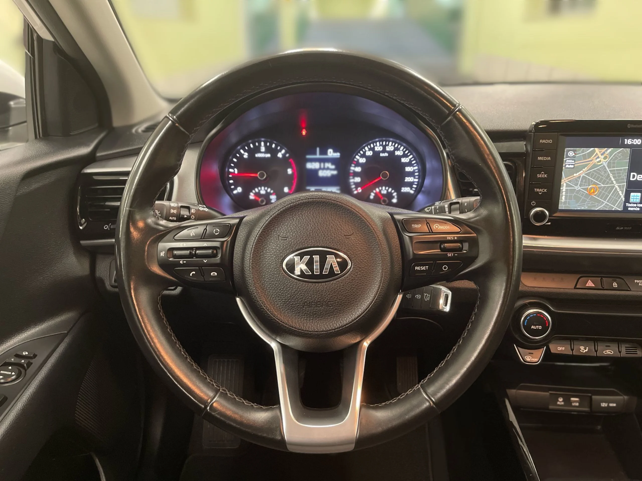 Kia Stonic 1.6 CRDi VGT Eco-Dynamic Drive 81 kW (110 CV) - Foto 10