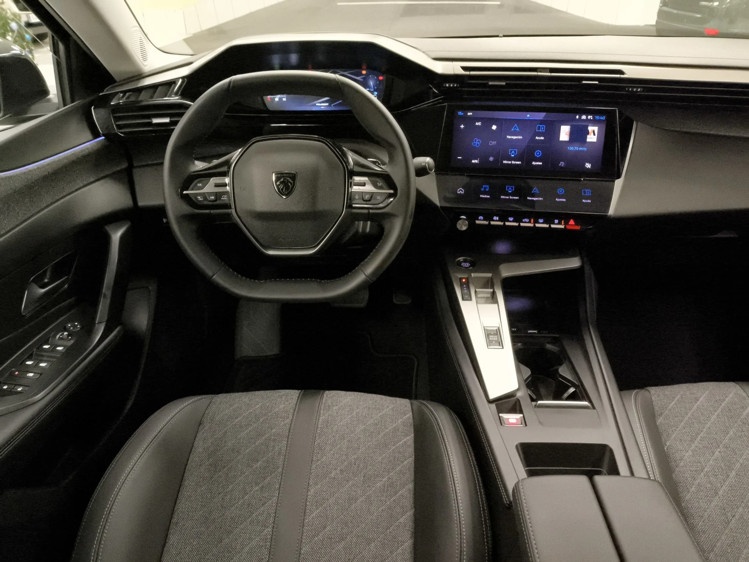 Peugeot 408 Puretech 130 Allure EAT8 96 kW (130 CV) - Foto 18