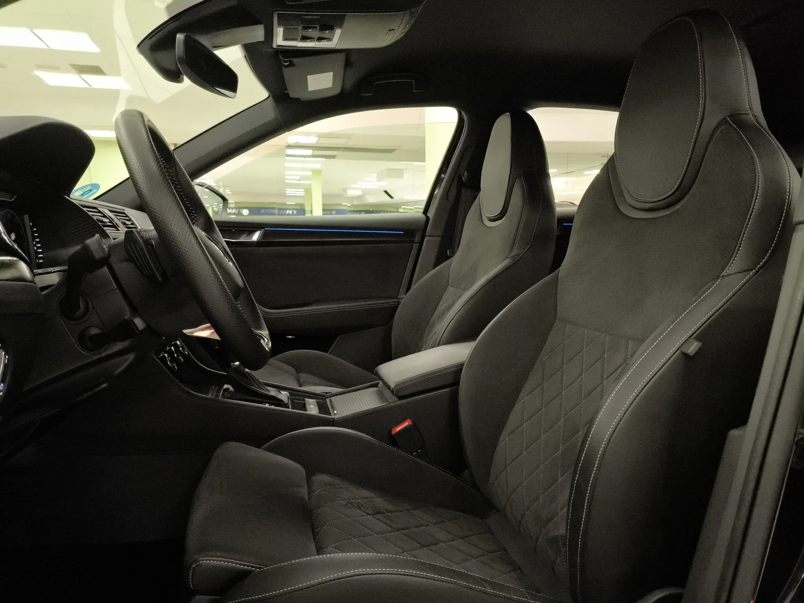 Skoda Superb 1.4 TSI iV P-HEV Sportline DSG 160 kW (218 CV) - Foto 8