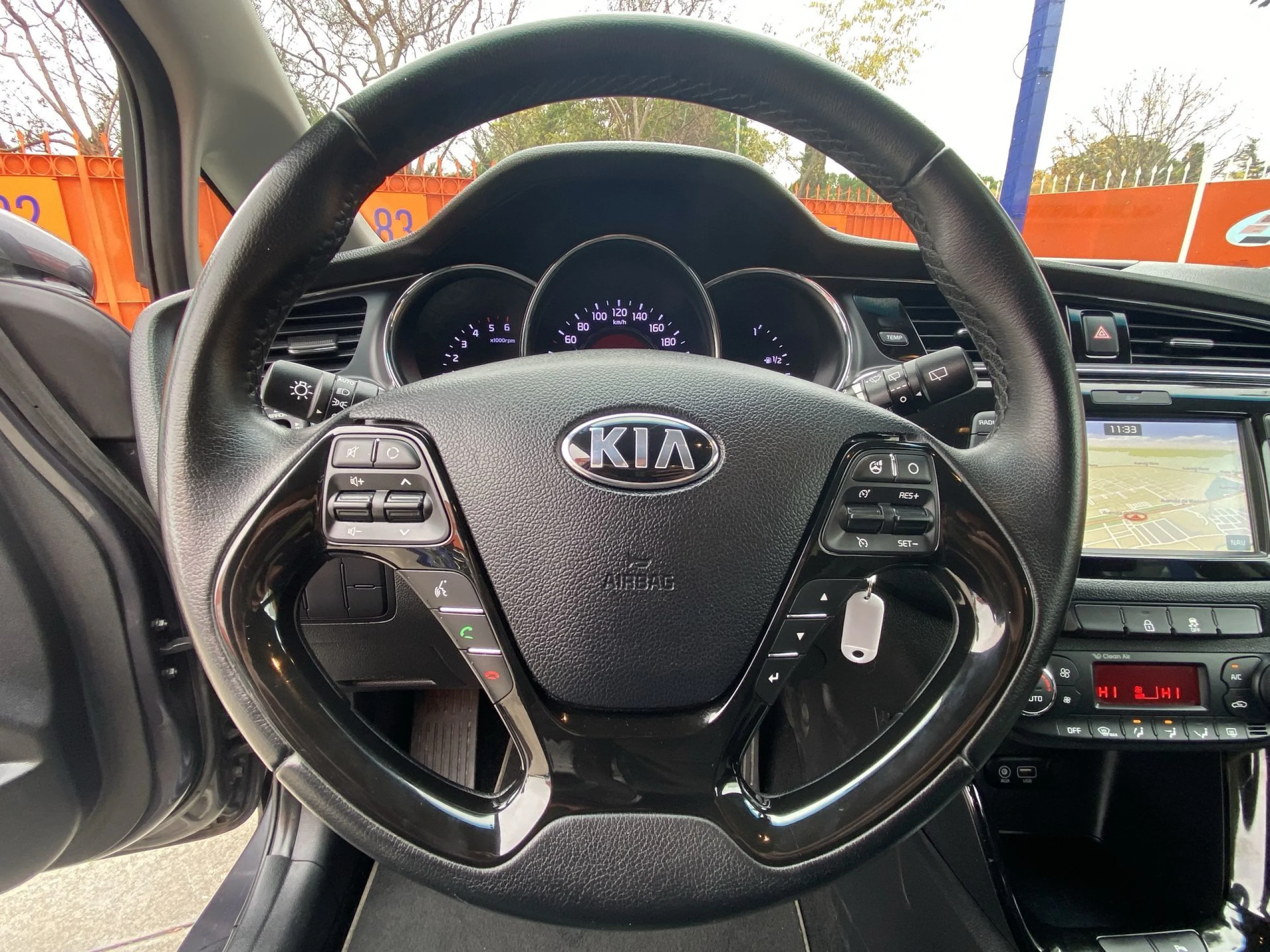 Kia Ceed sportswagon 1.6 CRDi VGT GT Line 100 kW (136 CV) - Foto 11