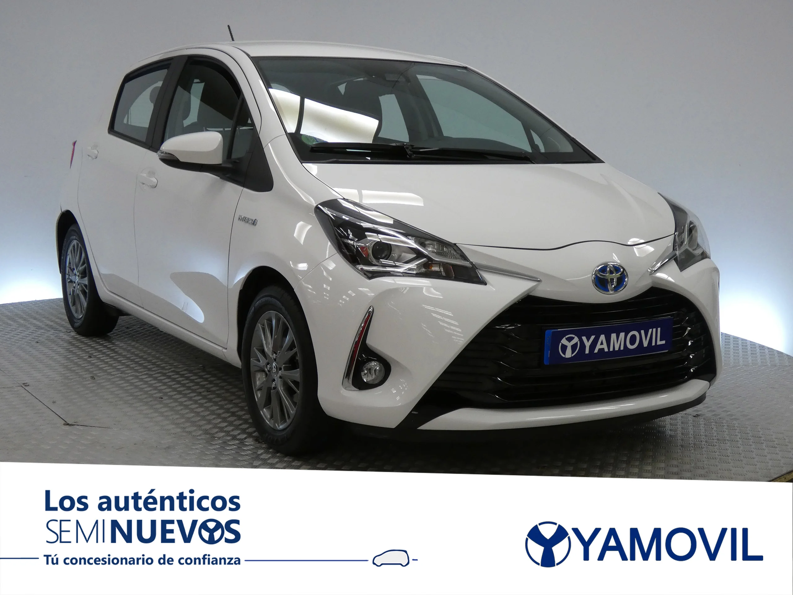 Toyota Yaris 1.5 HYBRID ACTIVE  - Foto 2