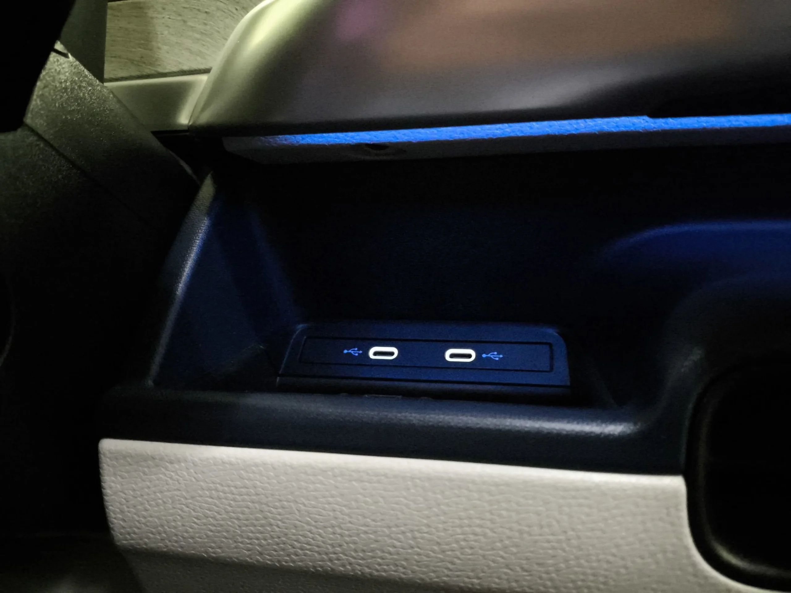 Volkswagen ID. BUZZ Pro 150 kW (204 CV) - Foto 21